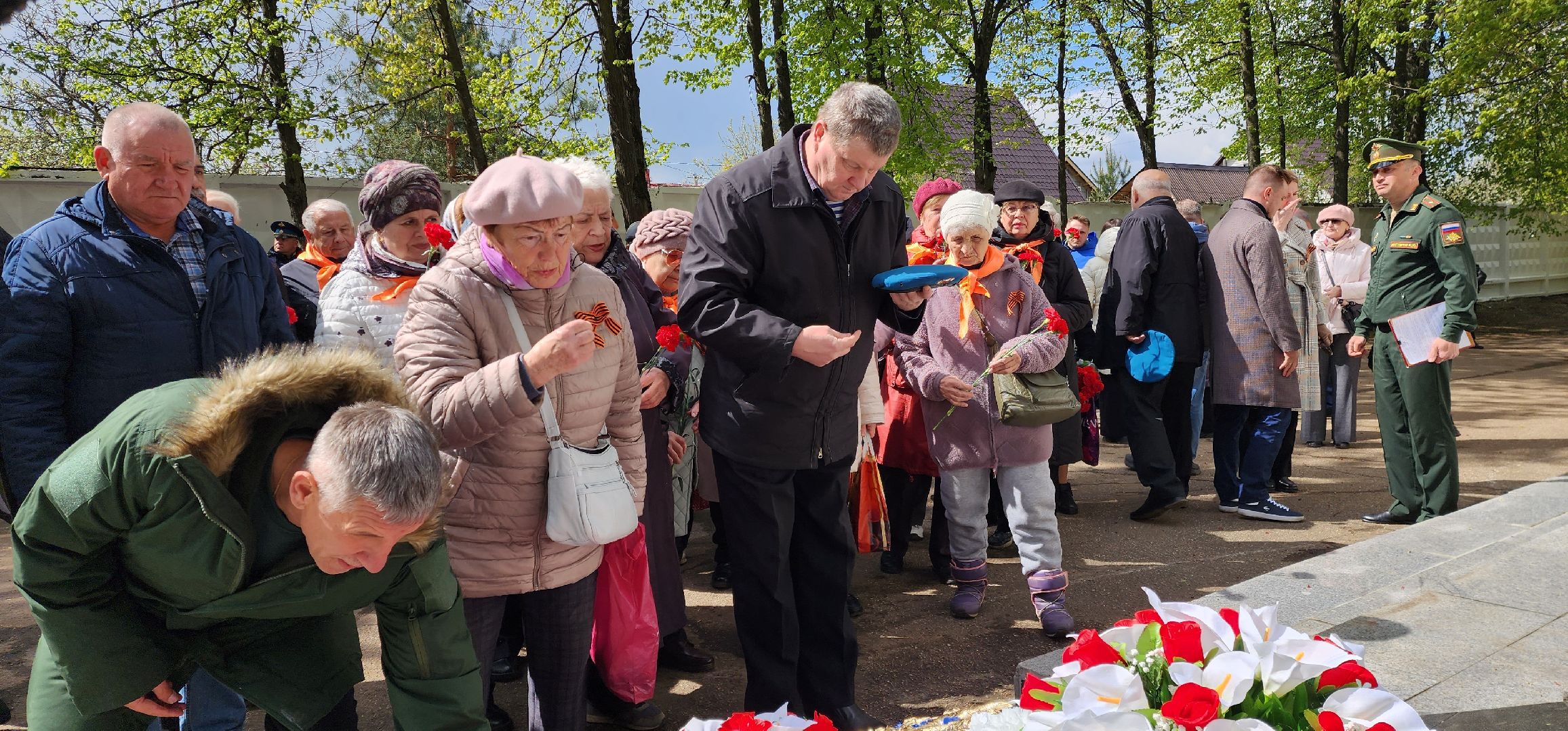 раменское, общество, памятное мероприятие на центральном городском кладбище, возложение цветов к мемориалу скорбящей матери,
