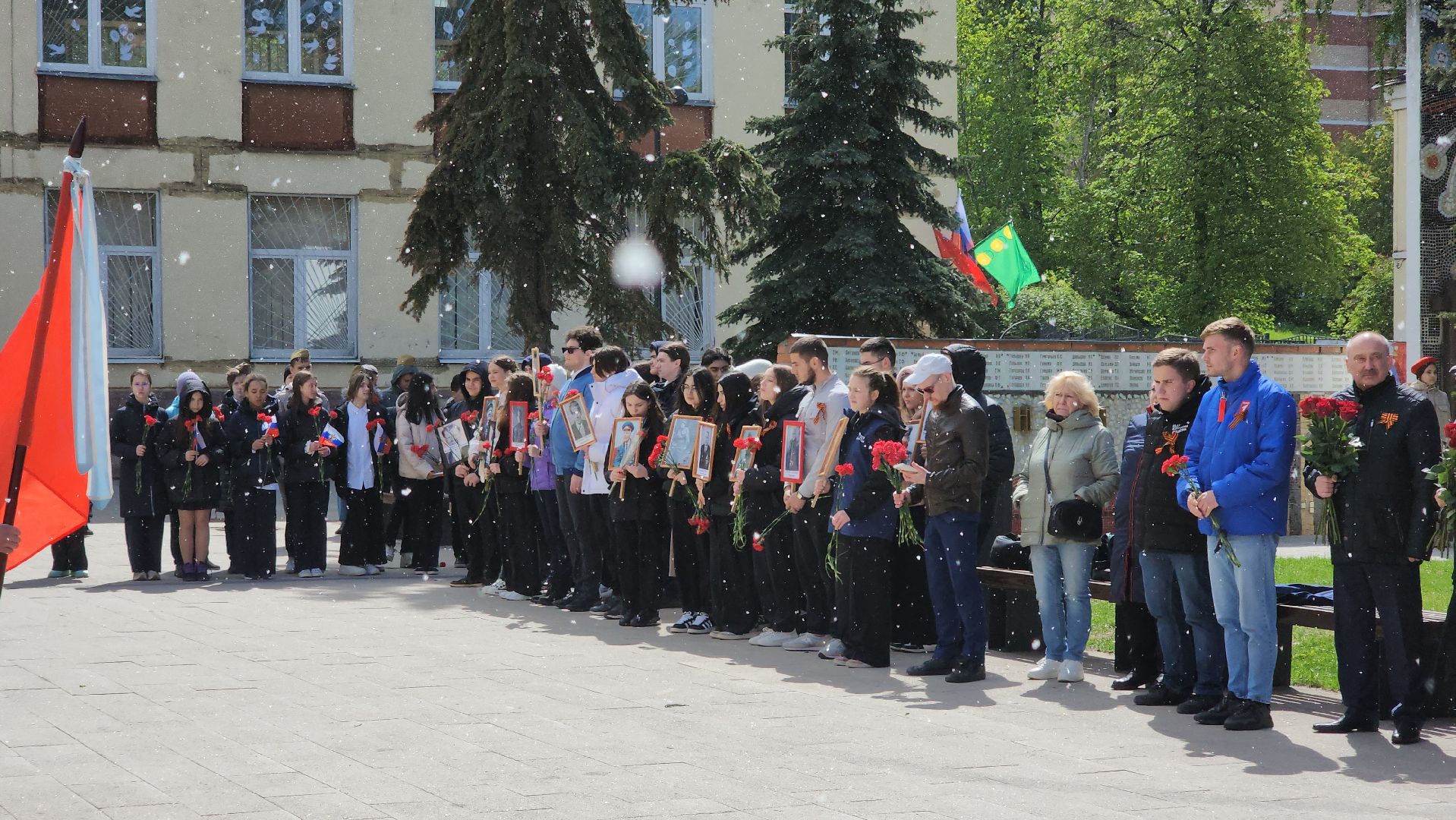 День Победы, митинг памяти, минута молчания,