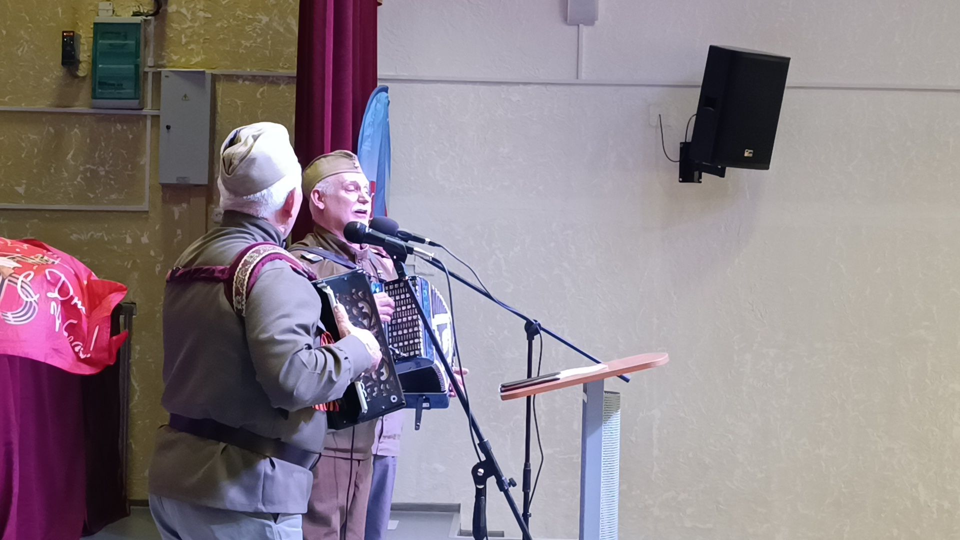 фронтовая гармонь, лобня, песни военных лет,