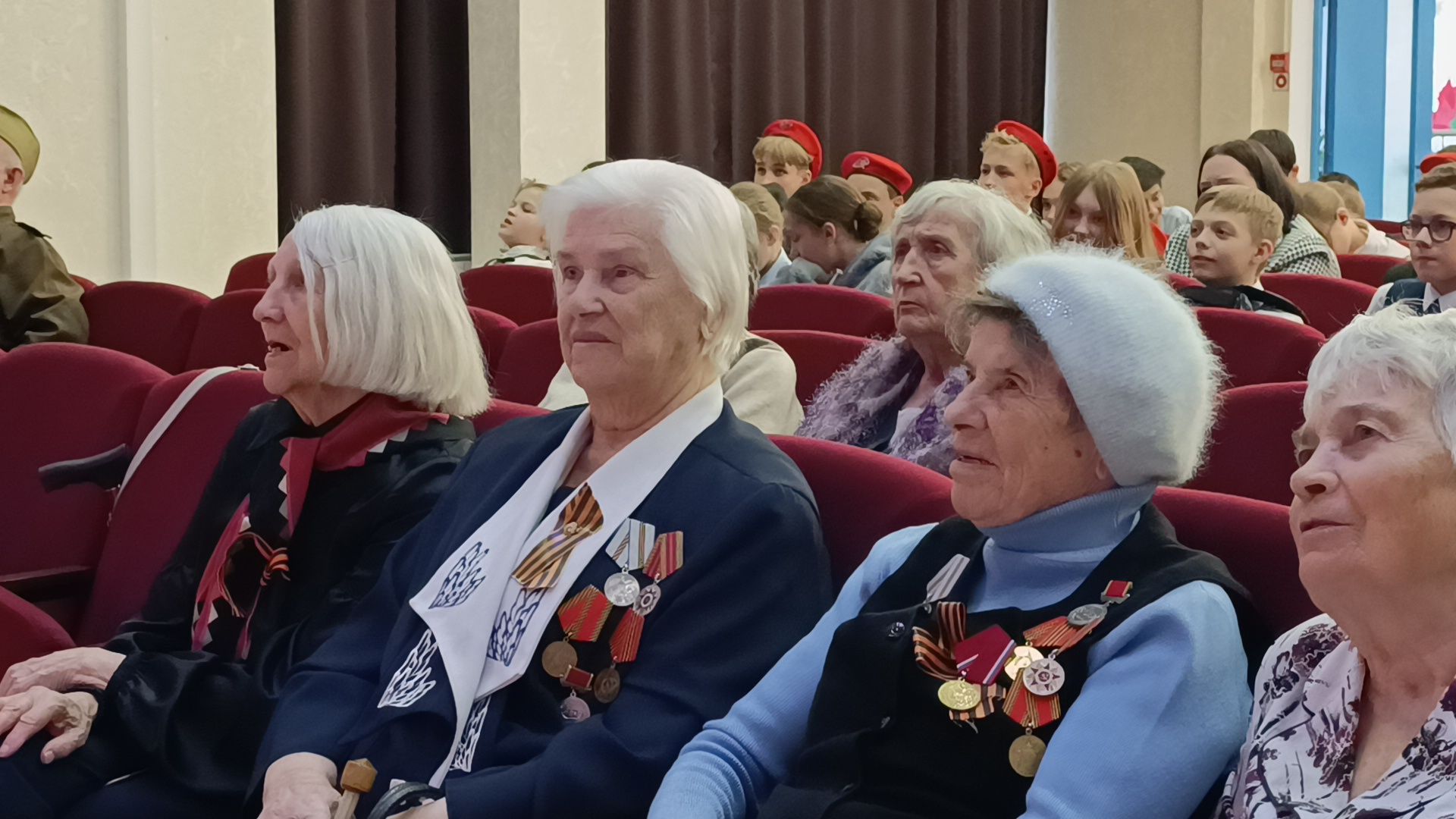 фронтовая гармонь, лобня, песни военных лет,