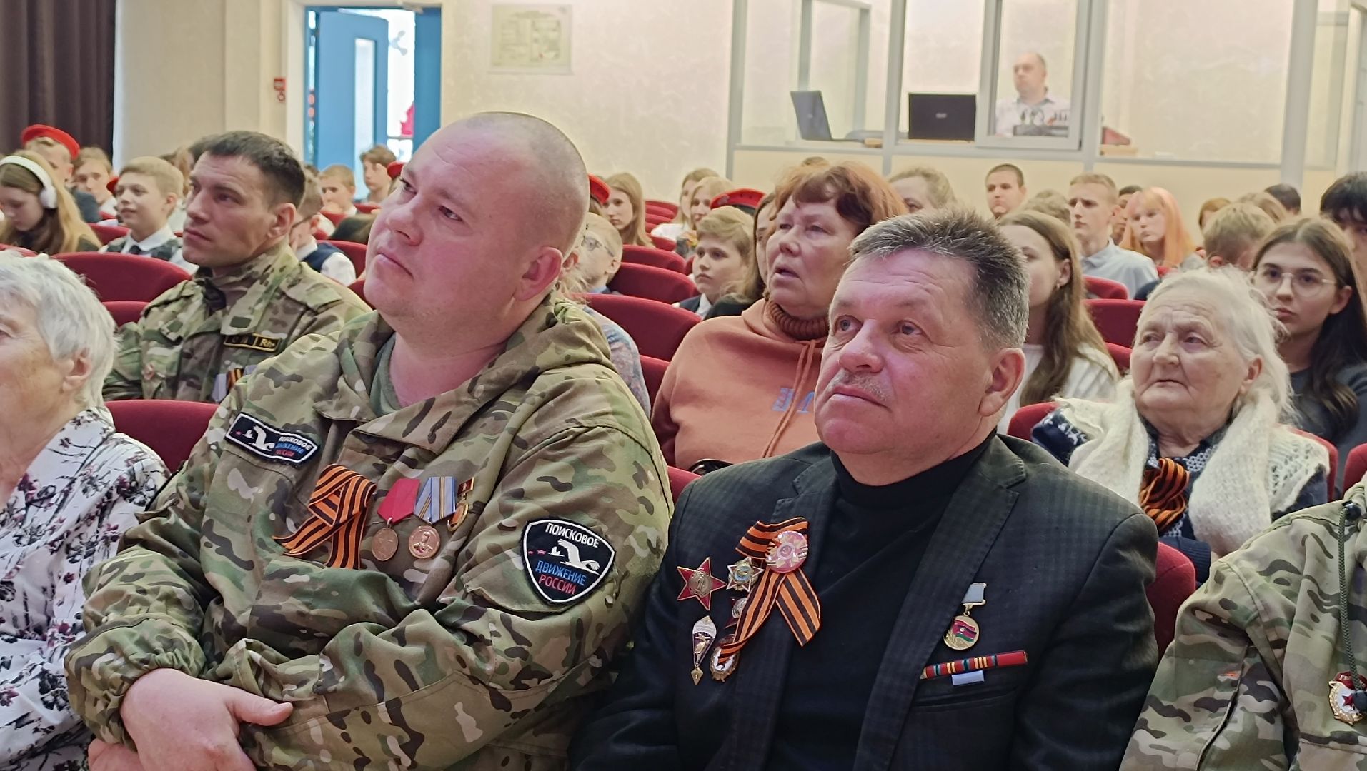 фронтовая гармонь, лобня, песни военных лет,