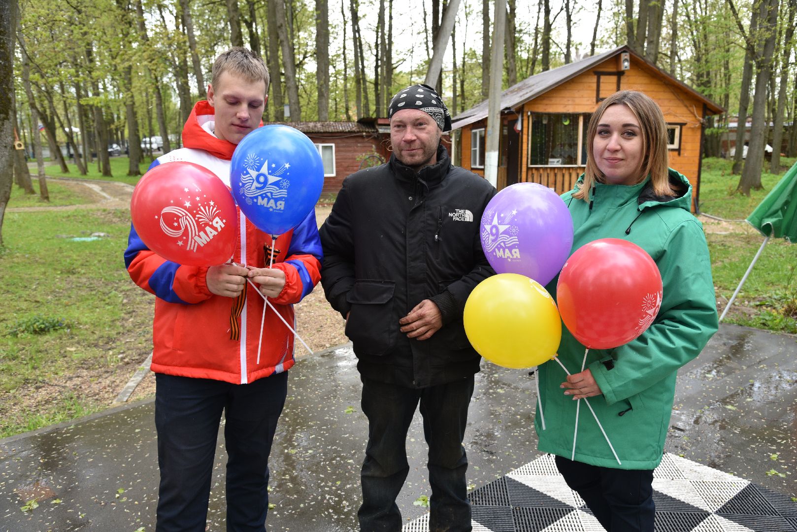 лотошино, лотошинский парк, акция, георгиевская лента, письмо солдату, день победы,
