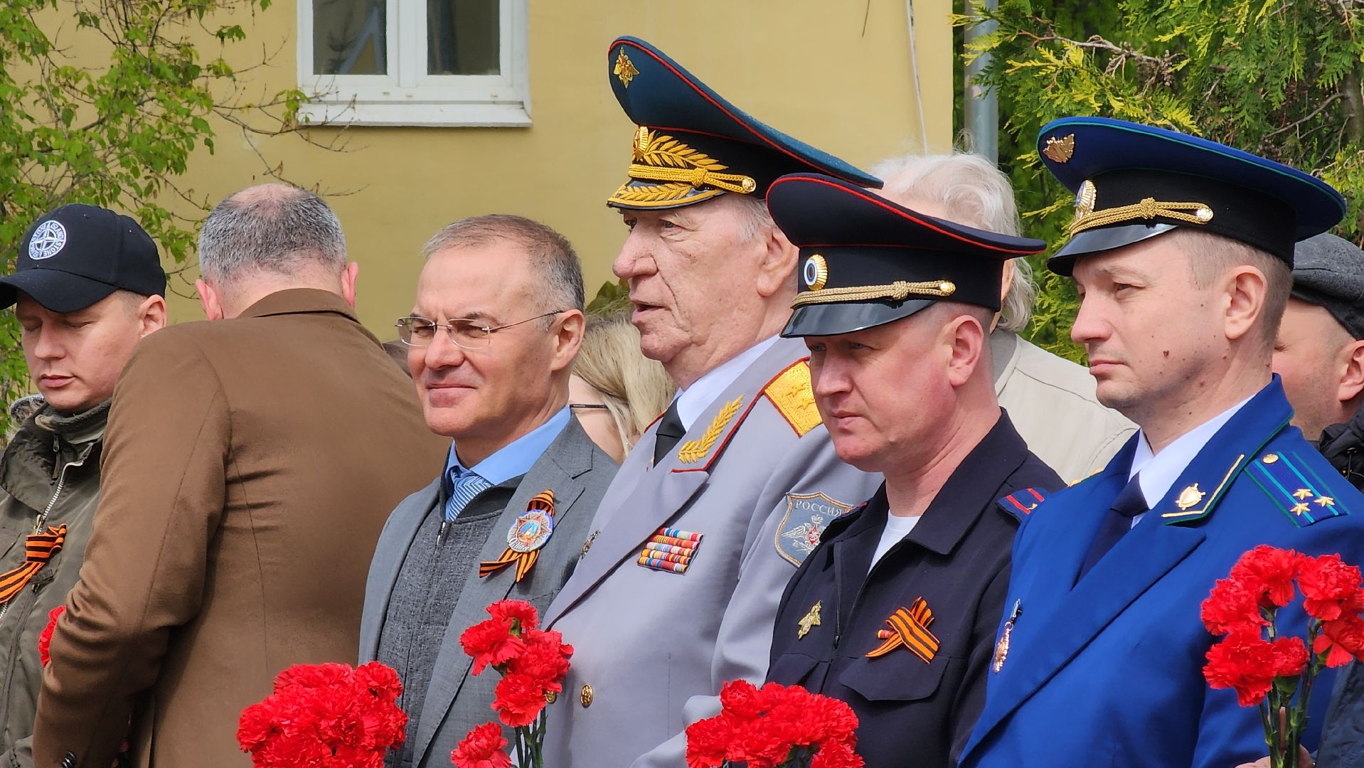 кашира, сво, герои сво, афганская война, чеченская война, памятник, аллея славы,