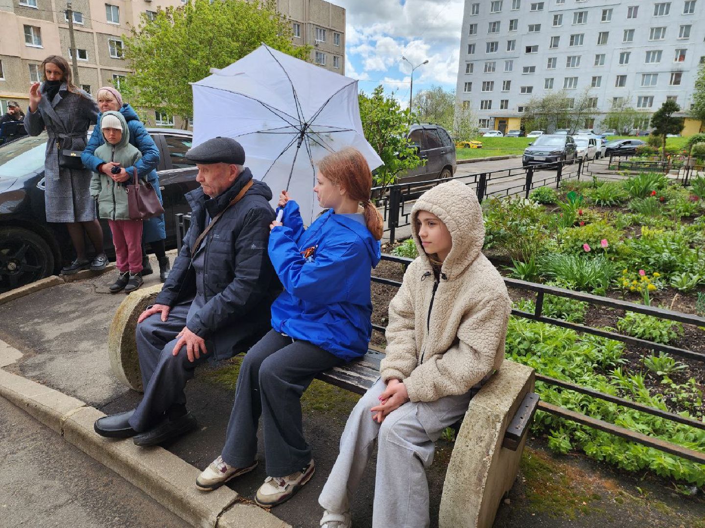 можайск, можайский городской округ, подмосковье, ветеран, день победы, 9 мая, фронтовые бригады, поздравления, глава округа, концерт во дворе,
