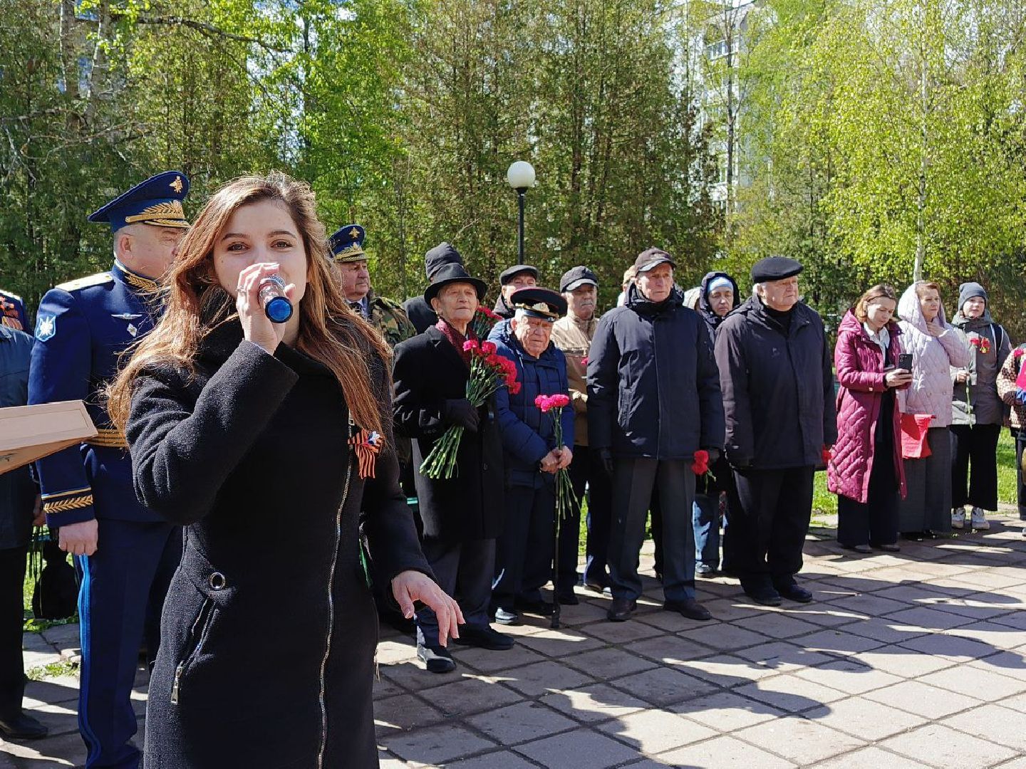 Солнечногорск, возложение цветов, день победы, 9 мая, жители,