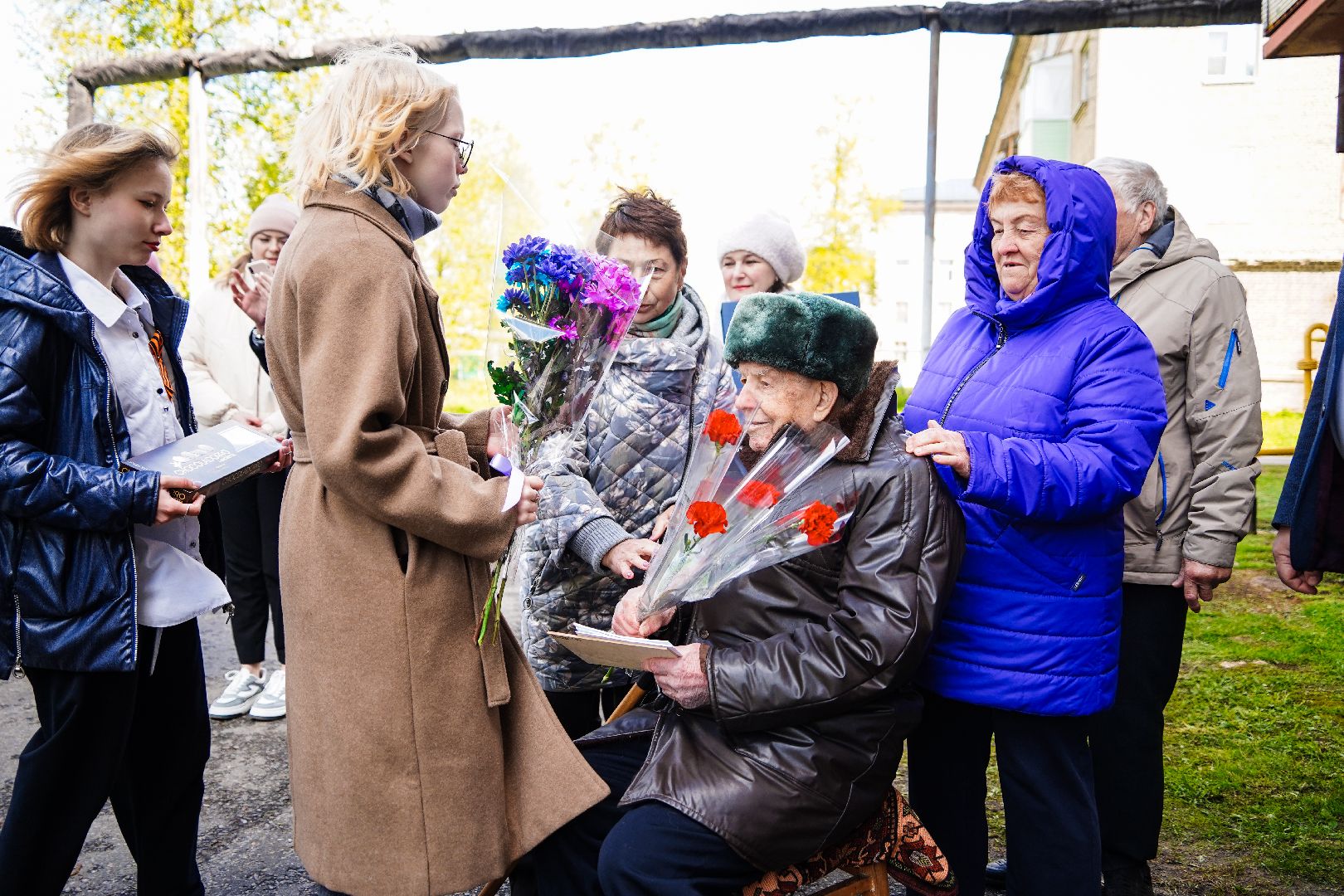 концерт для ветерана, концертно-фронтовая бригада, Рошаль, песни военных лет, День Победы, ДК Косякова, Большая Шатура, Большая Шатура помнит,