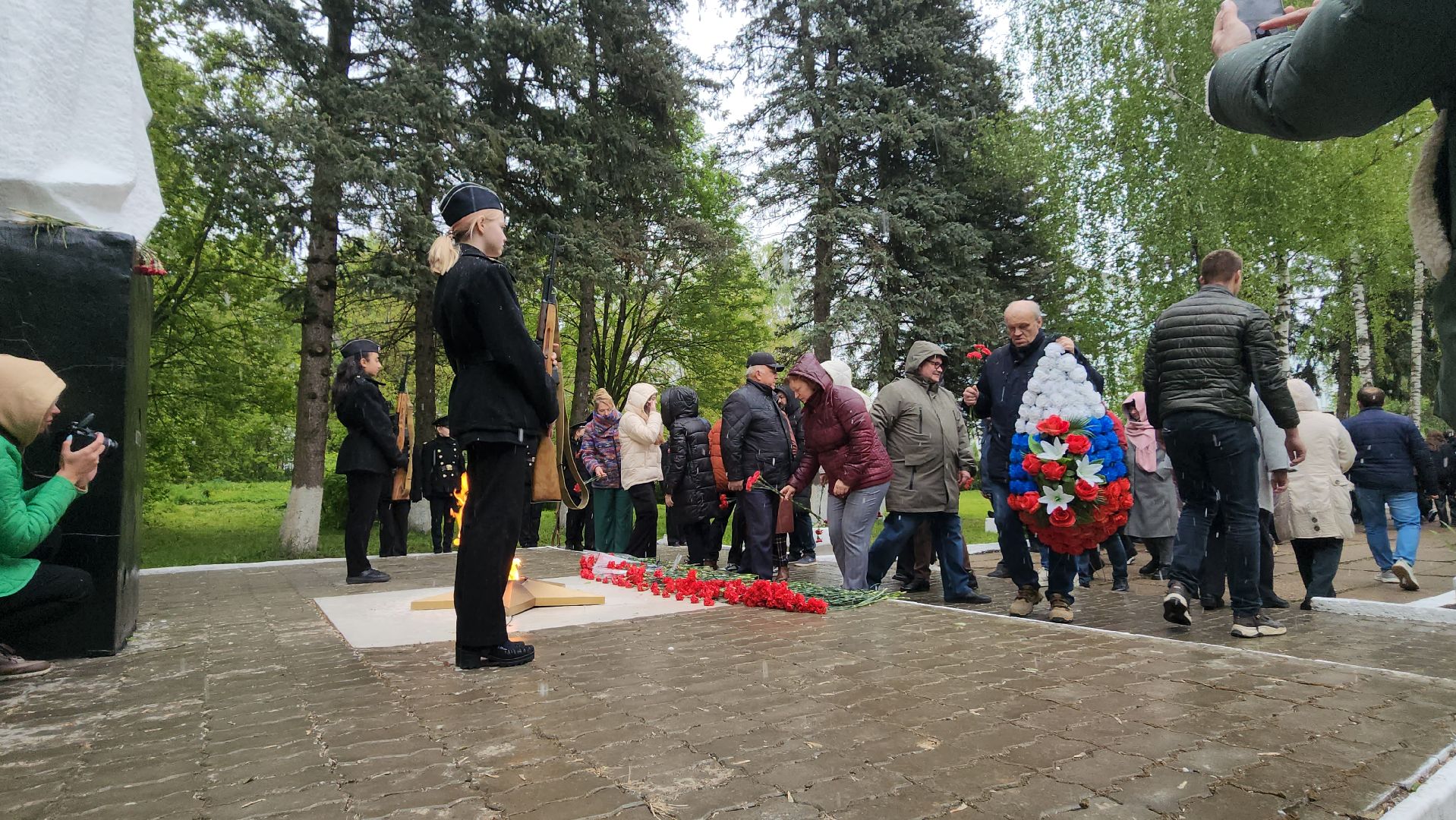 серпухов, улица крюкова, вечный огонь, день победы, праздничный митинг, 9 мая,