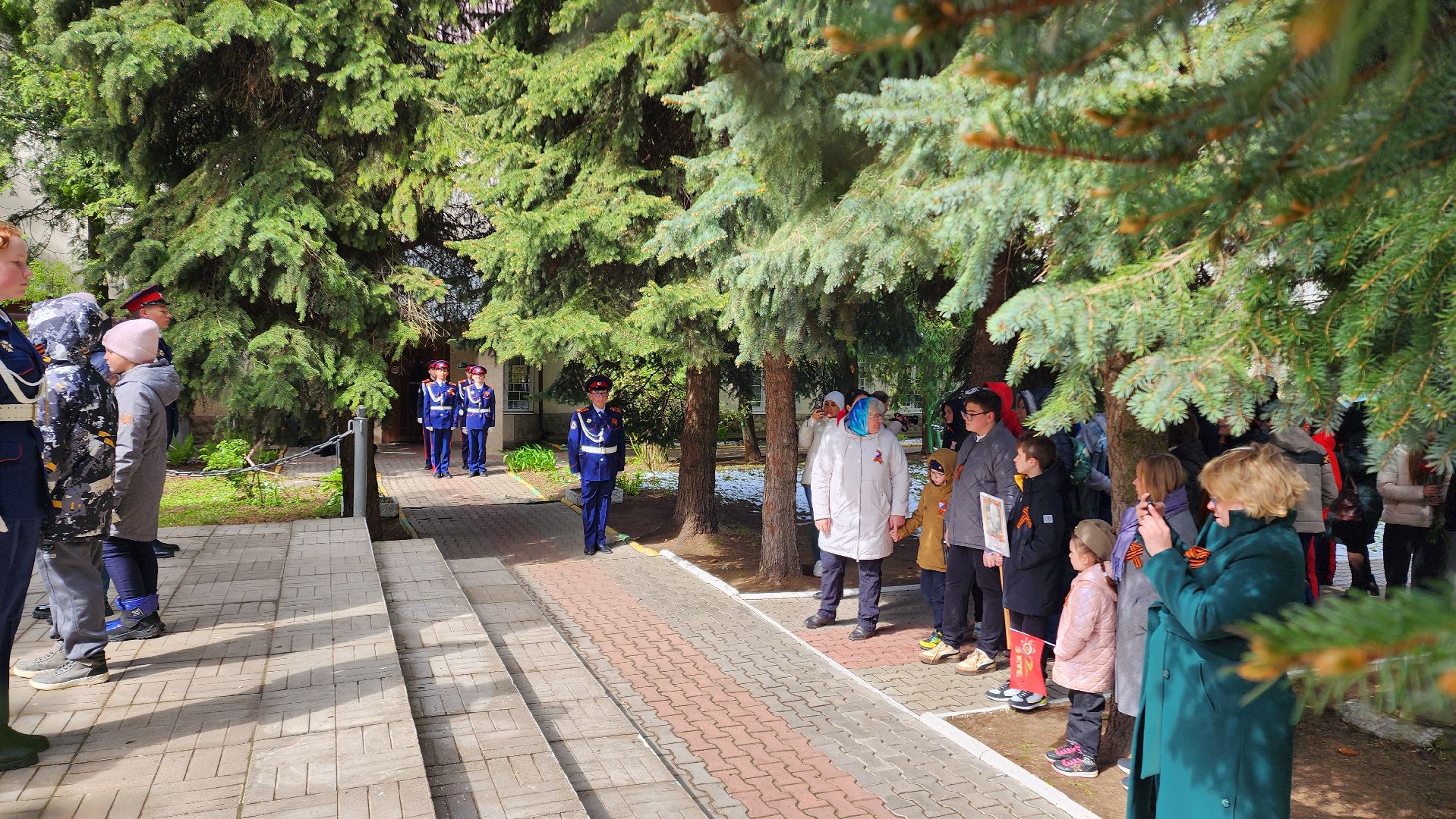 ЦВПВ, Микрорайон Западный, Домодедово, Подмосковье, День Победы, Митинг, 9 мая, Возложение цветов,