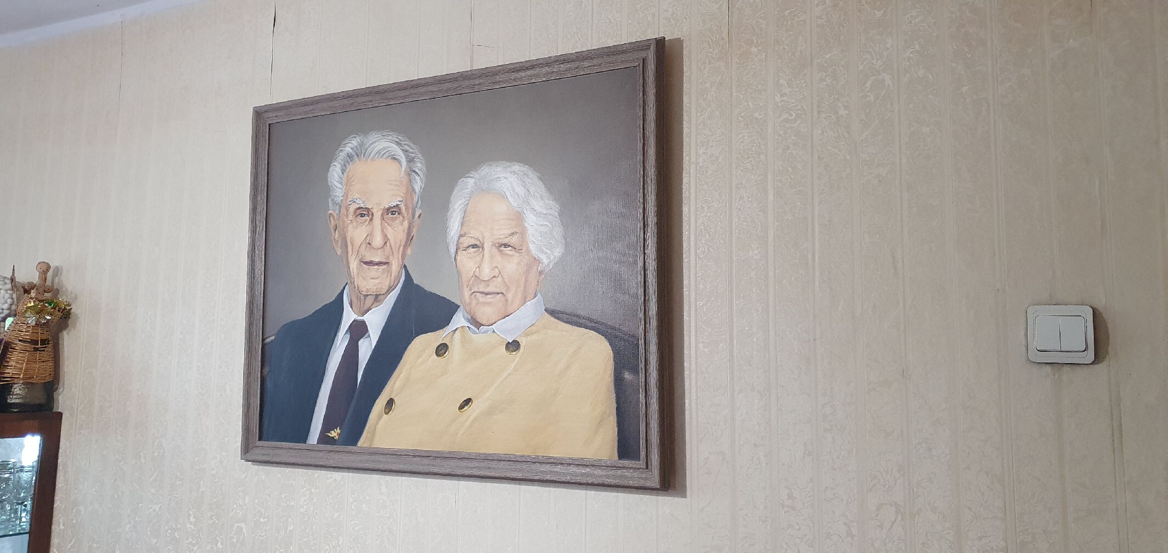 поздравление ветерана, концерт для ветерана, мытищи, концерт под окнами ветерана,