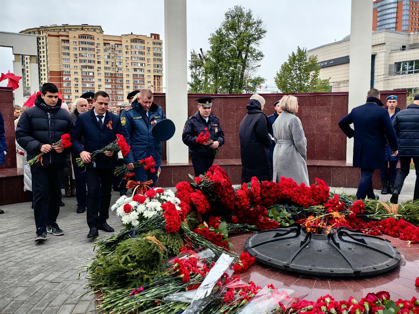 День Победы, Мемориал, Аллея памяти, Возложение цветов, 9 Мая,