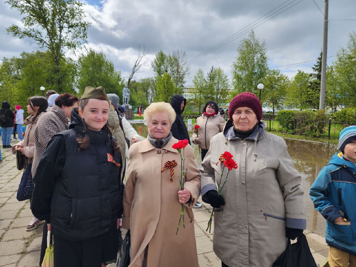 чехов, день победы, школьники, возложение цветов, ветераны, 9 мая, великая отечественная война,