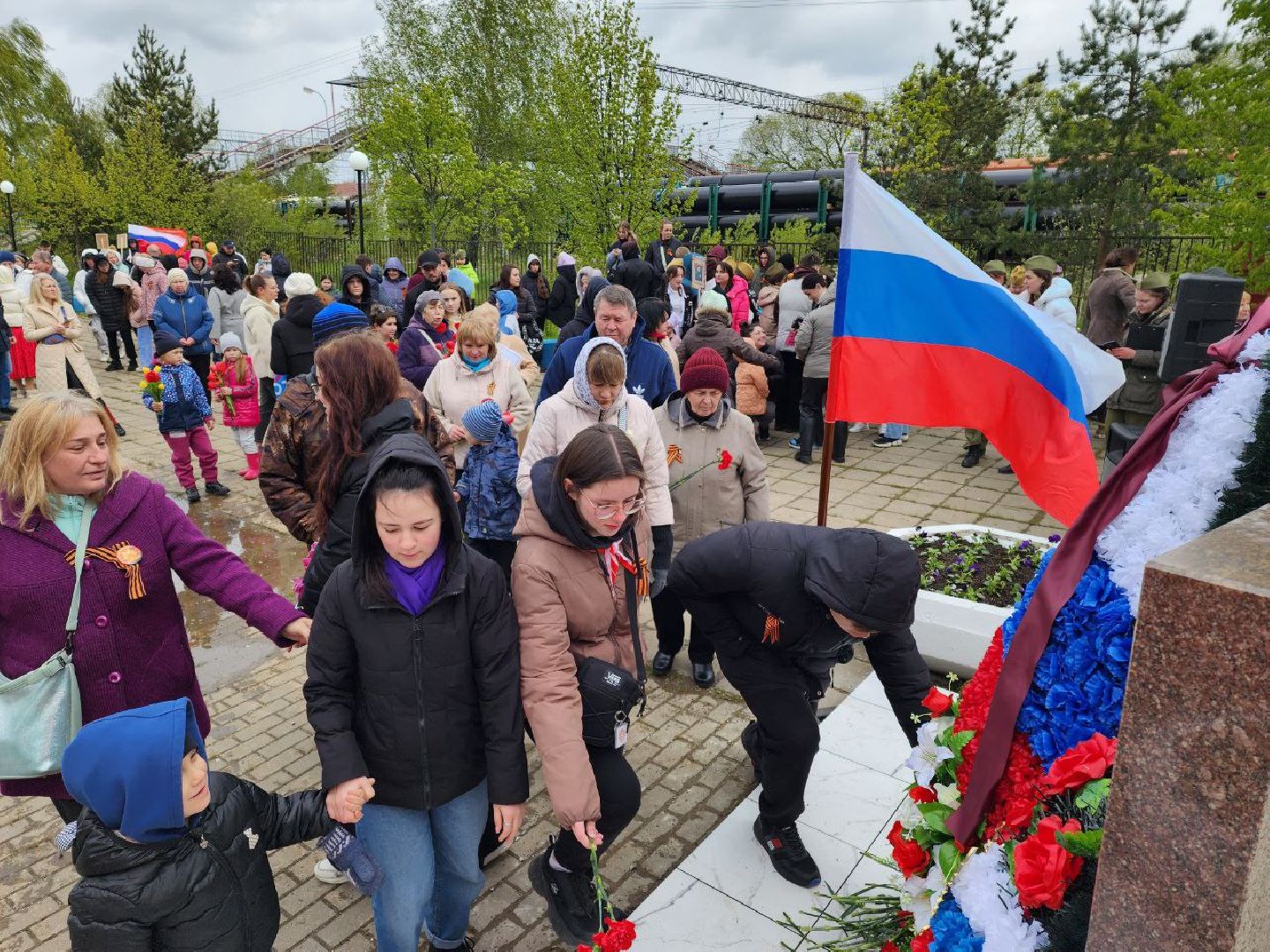 чехов, день победы, школьники, возложение цветов, ветераны, 9 мая, великая отечественная война,