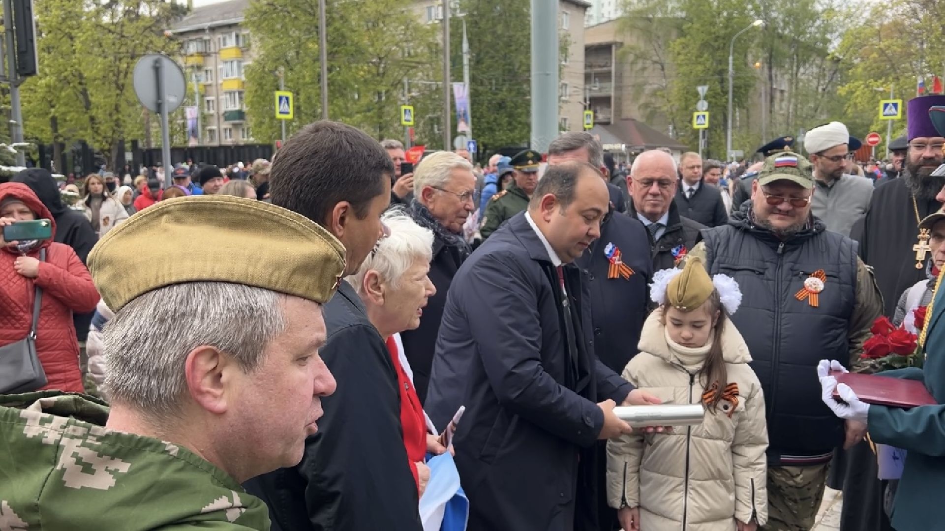 химки, 9 мая, день победы, монумент,