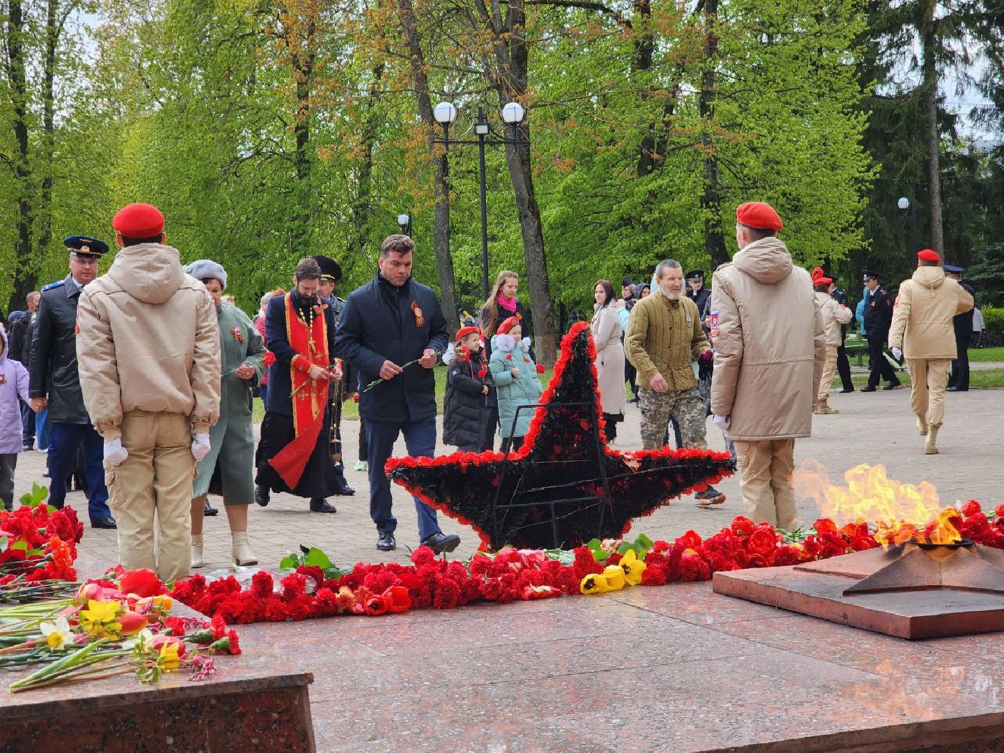 можайск, можайский городской округ, подмосковье, день победы, вахта памяти, торжественный церемониал, 9 мая, глава, жители, город воинской славы,