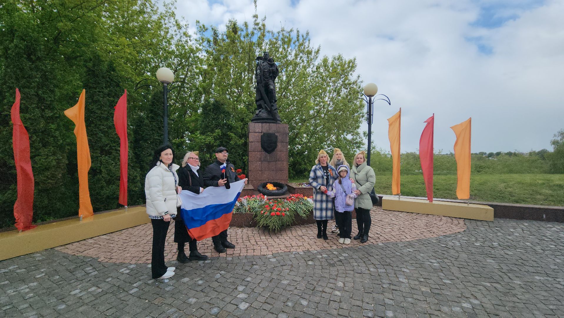 день победы, волонтеры, ветераны, ВОВ, поздравление ветерана, 9 мая,