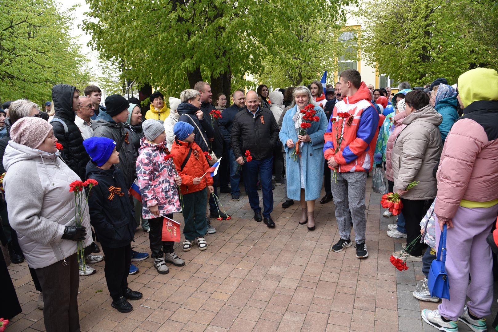 лотошино, сквер победы, день победы, праздник, митинг, глава городского округа,
