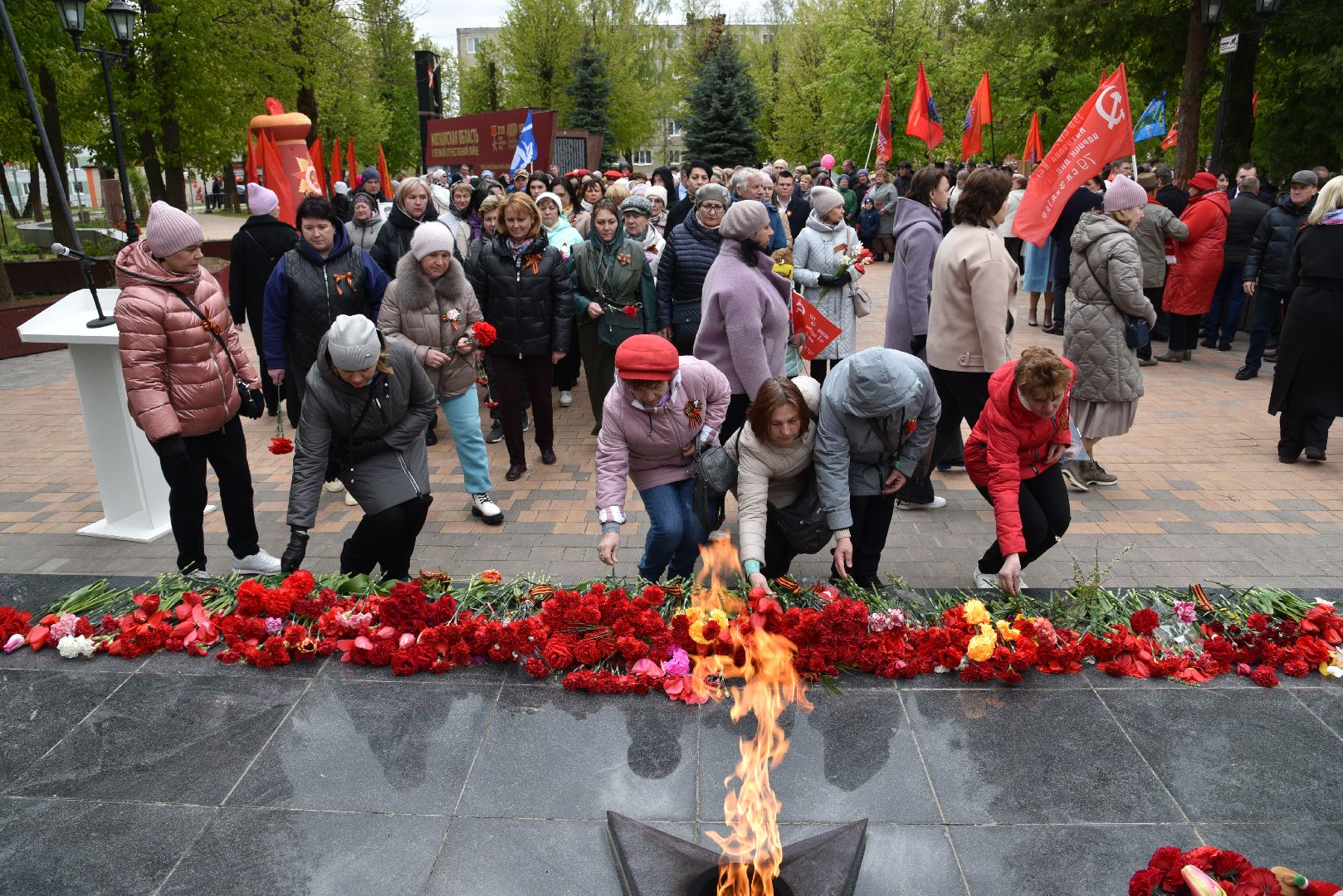 лотошино, сквер победы, день победы, праздник, митинг, глава городского округа,