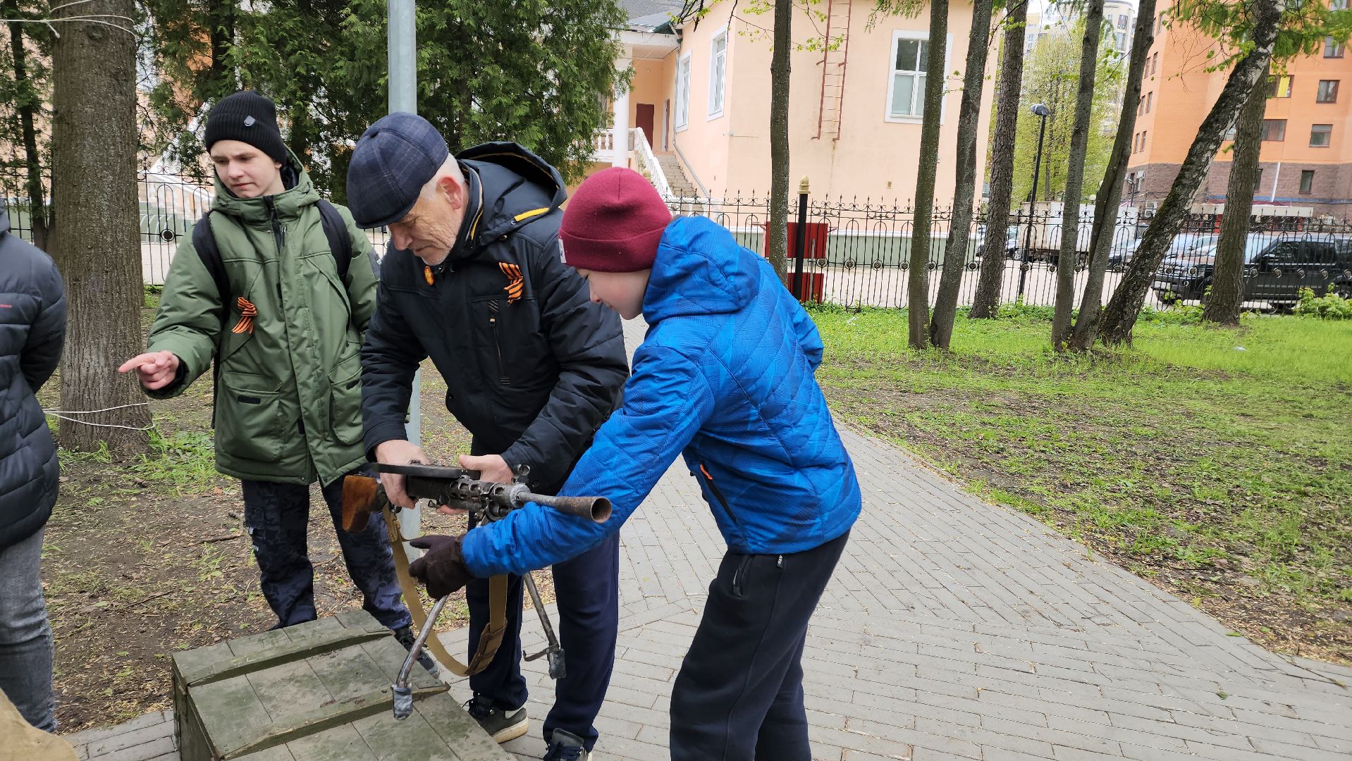 пушкино, день победы, сборка оружия, мастер класс, патриотическая акция,