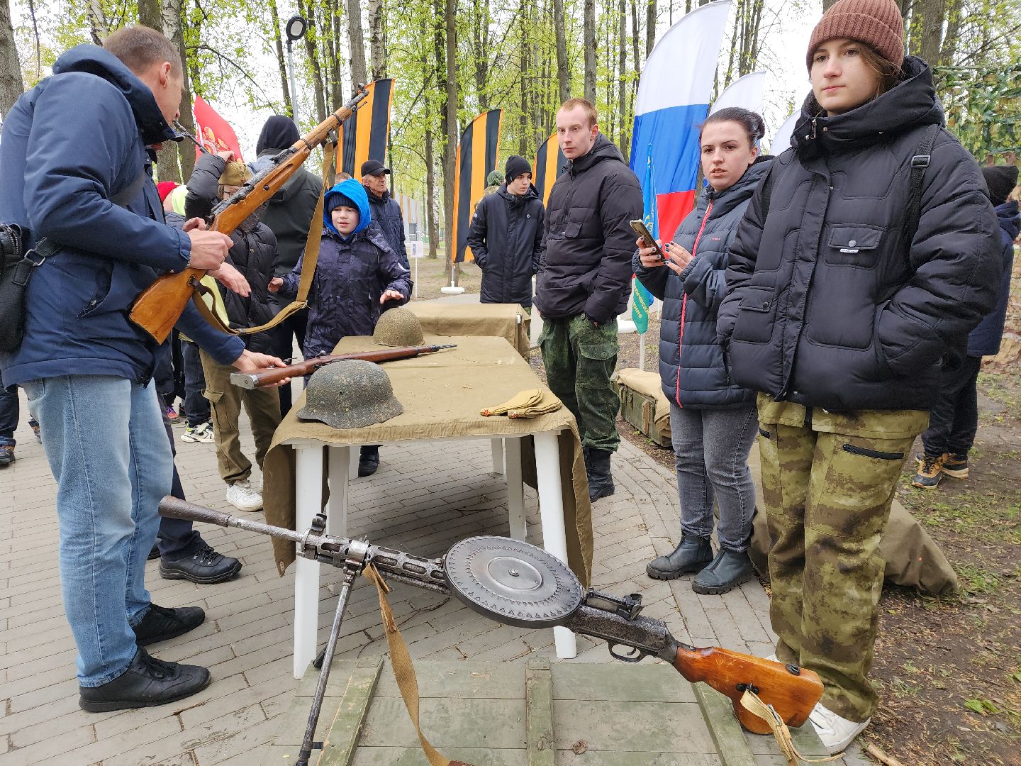 пушкино, день победы, сборка оружия, мастер класс, патриотическая акция,
