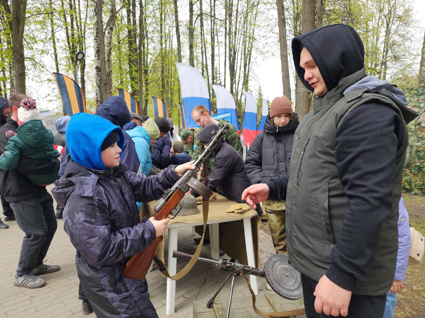 пушкино, день победы, сборка оружия, мастер класс, патриотическая акция,