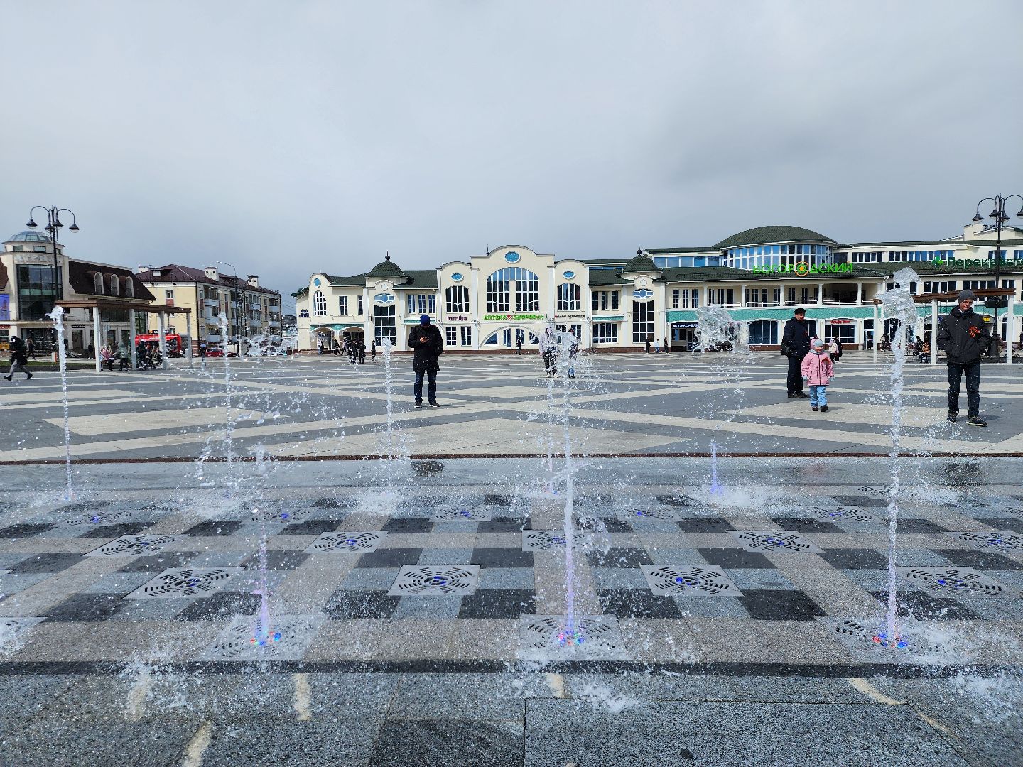 День Победы, 9 мая, светомузыкальное шоу фонтанов, Ногинск, Богородский городской округ,