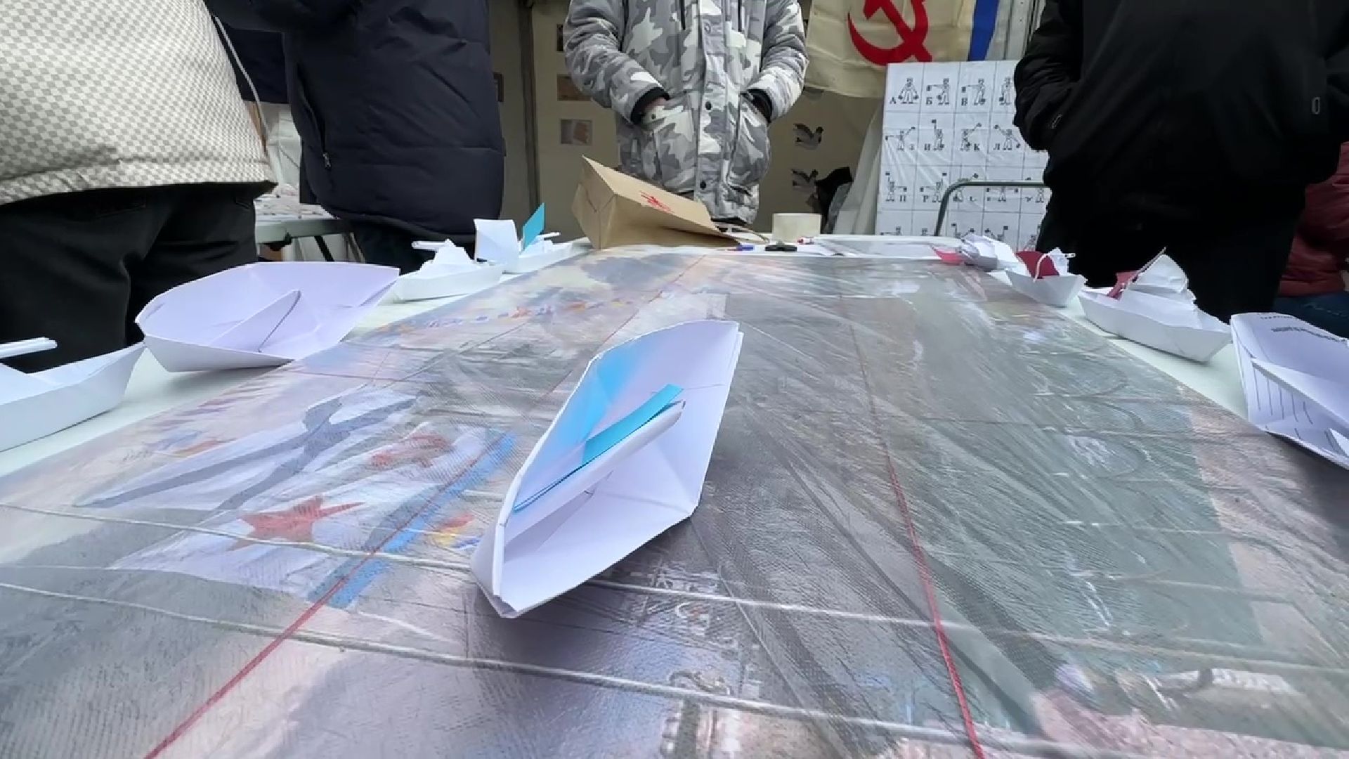 Реутов, День победы, праздник, мероприятия, ветераны, автомат калашникова, окопные свечи, маскировочные сети, я помню, я горжусь,