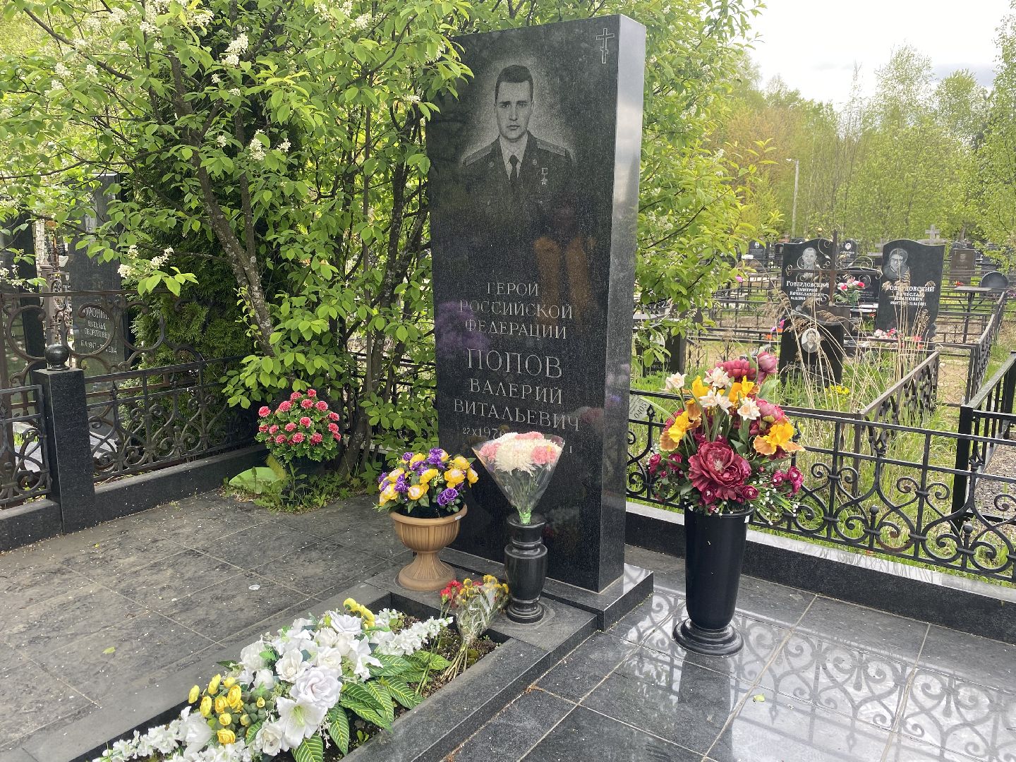 юдинское кладбище, Дмитрий Бастанжиев, Школа им АС Попова, волонтеры власихи, молодогвардейцы Власихи,