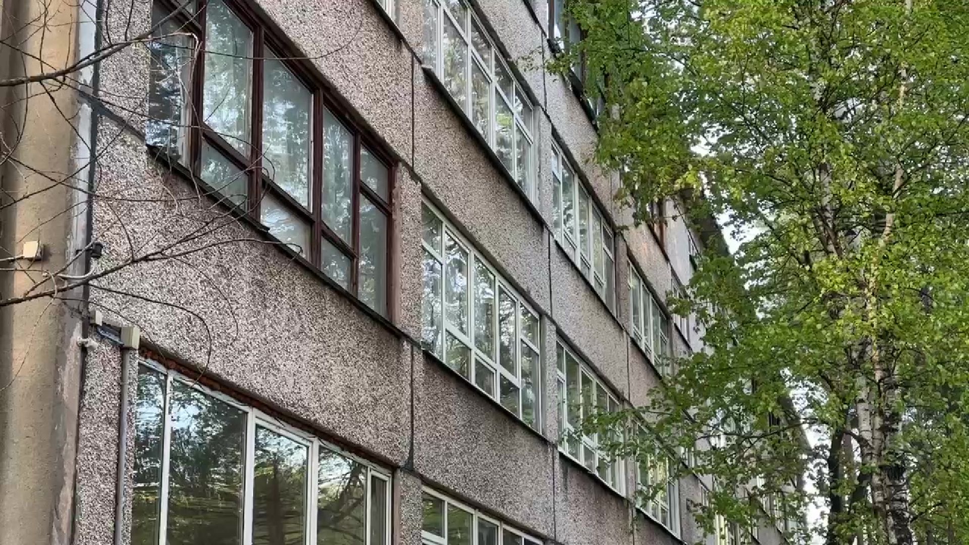 Реутов, образование, строительство пристройки, расширение,