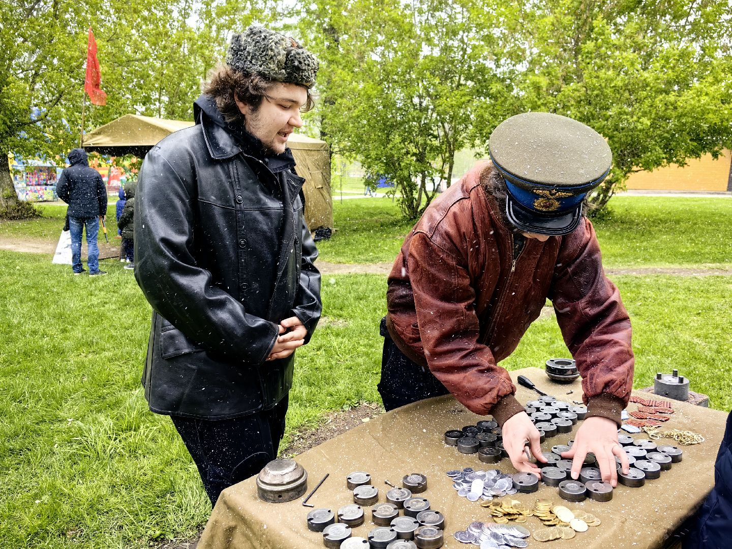 парк, день победы, оружие военных времн, полевая кухня,