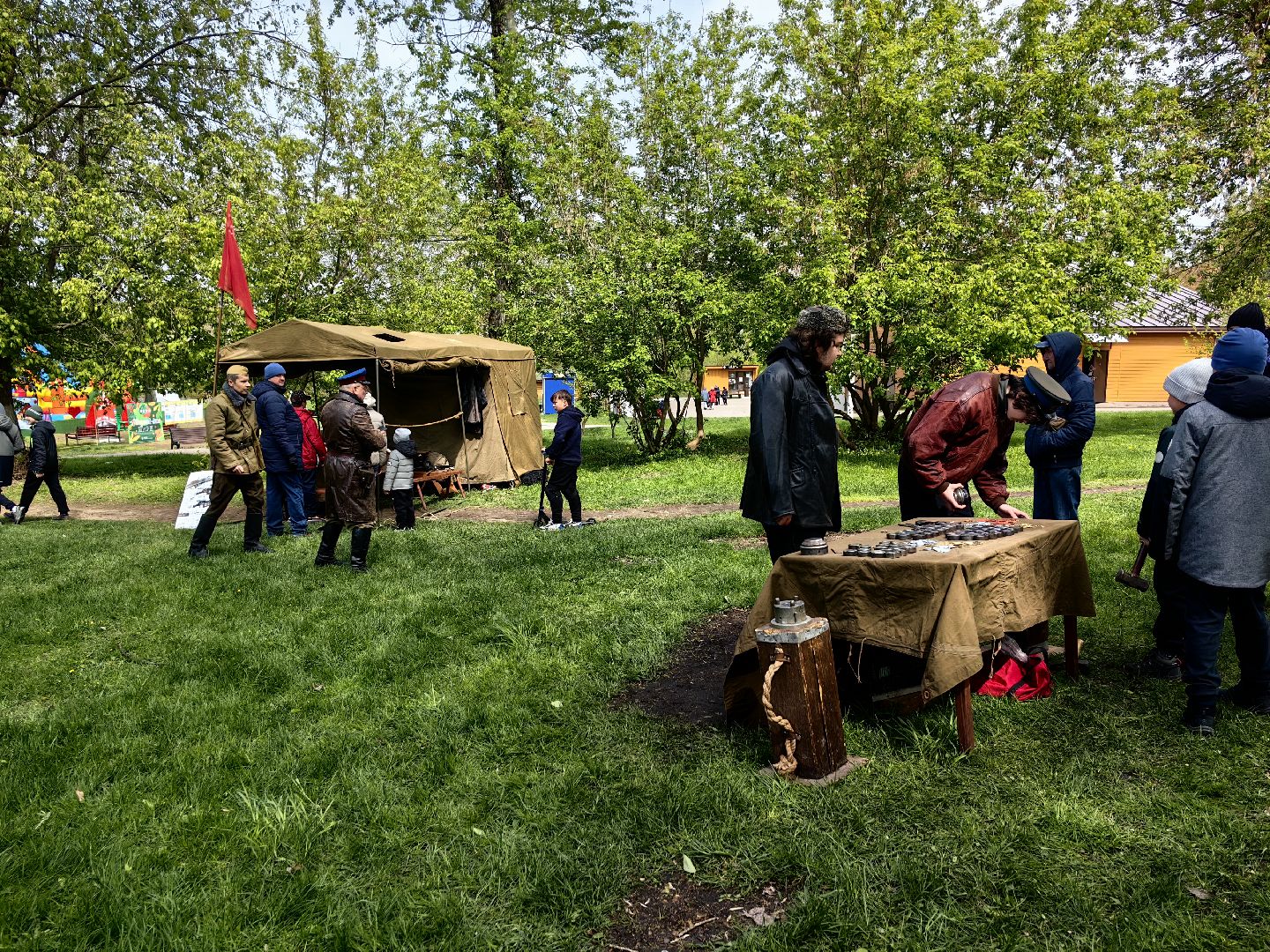 парк, день победы, оружие военных времн, полевая кухня,
