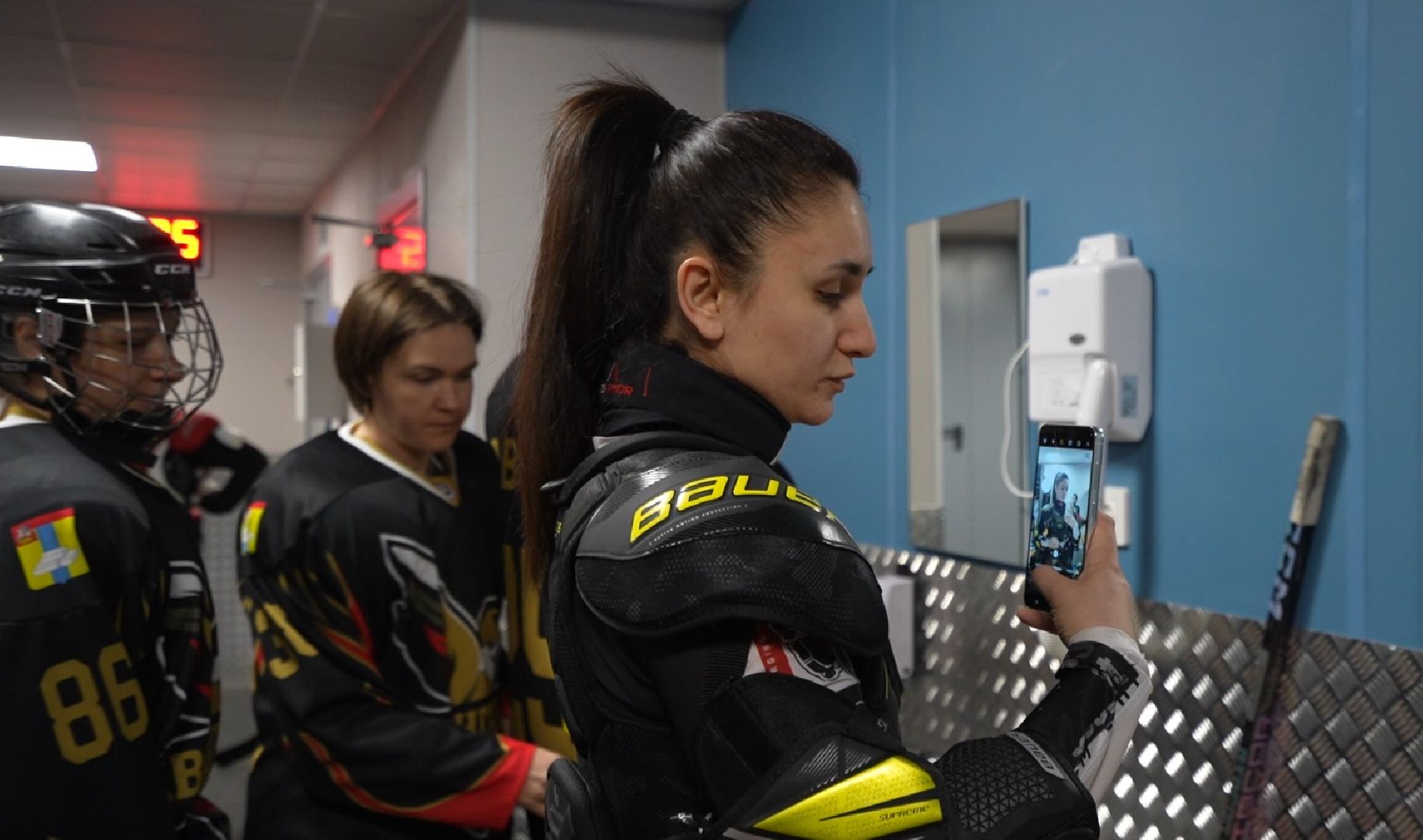 День Победы, женский хоккей, Авангард, Домодедово,