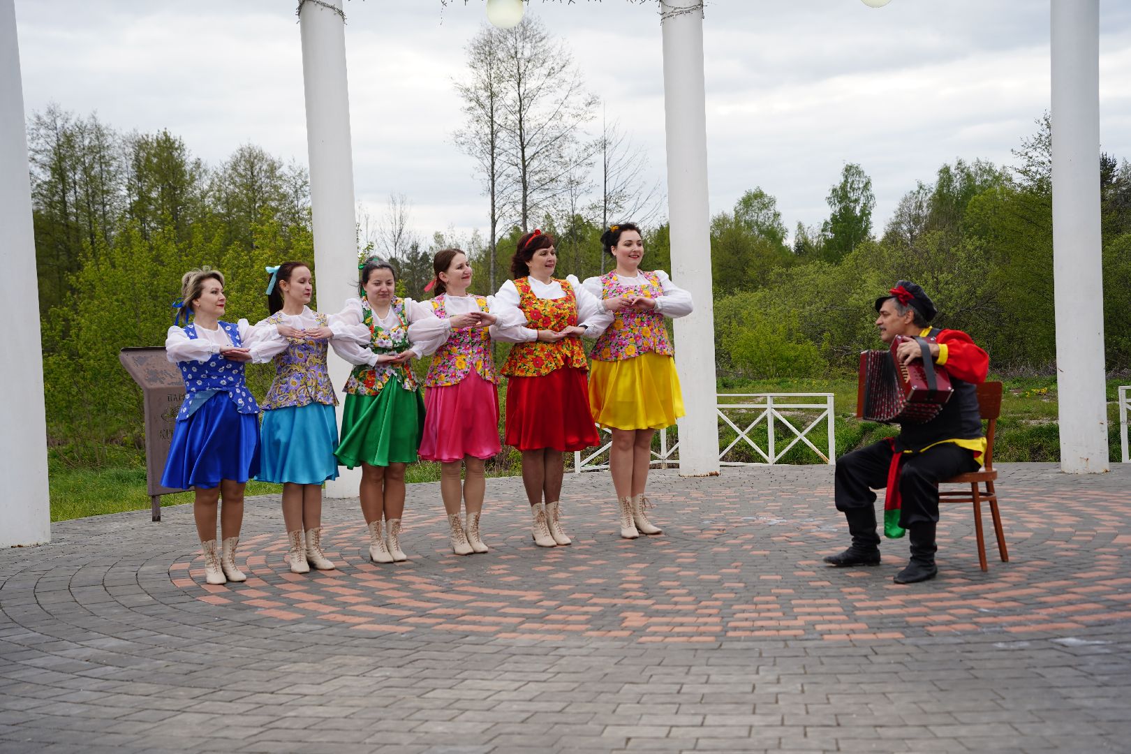 красная горка, парк, парки Подмосковья, парк Крестов брод, Мишеронский ДК, Рошаль,Большая Шатура,