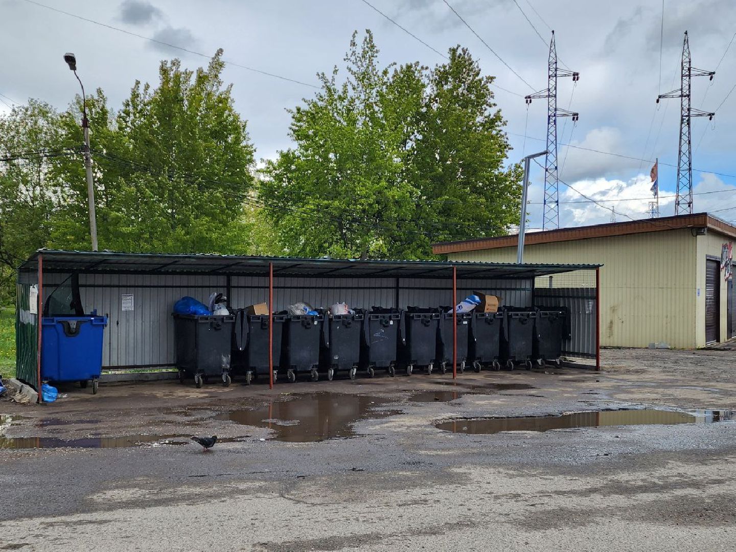 чехов, контейнерная площадка, жкх и благоустройство, мусорка, мусоровоз,