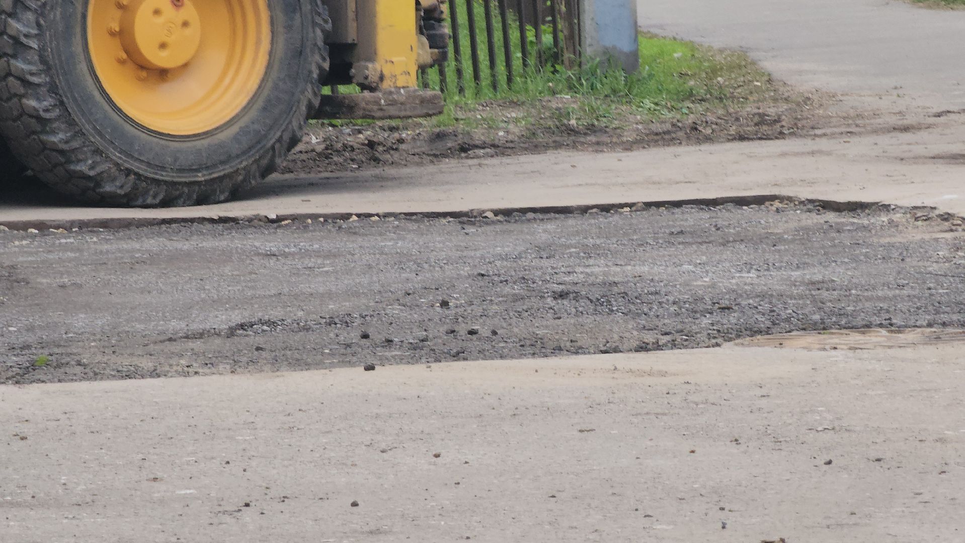 долгопрудный, ямочный ремонт, ремонт картами, Парковая улица, амфитеатр,