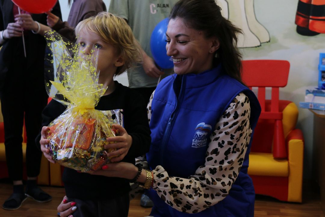 Добрая Комната, Доброе Дело, Серебряные Пруды, Единая Россия