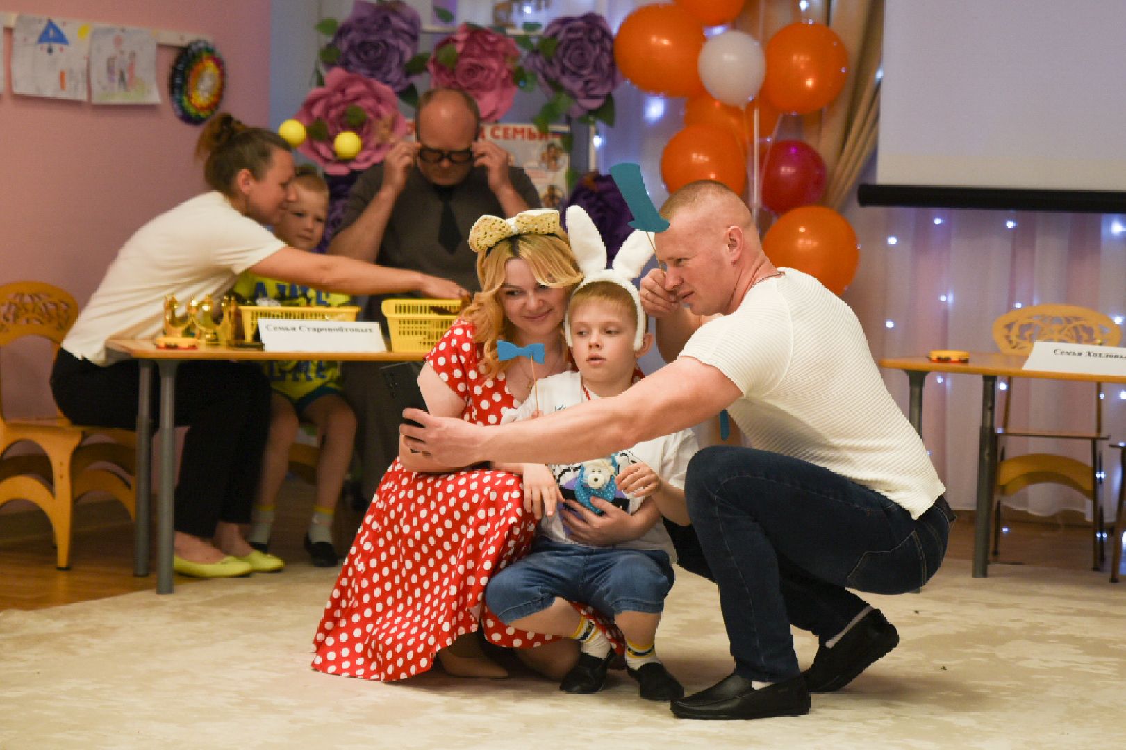 Бронницы, Праздник семьи, Конкурс в детском саду, Детский сад Конфетти-Совхоз, Конкурс Семья года,