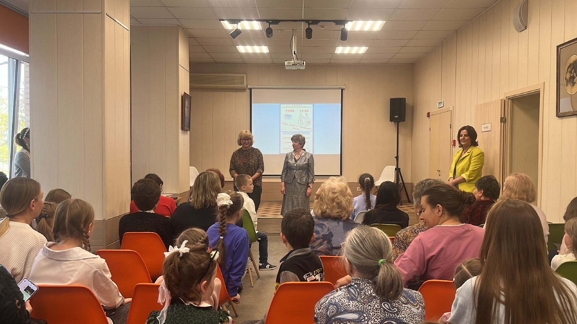 конкурс, рисунки, чтение, семья, конкурс рисунков, читающая семья,