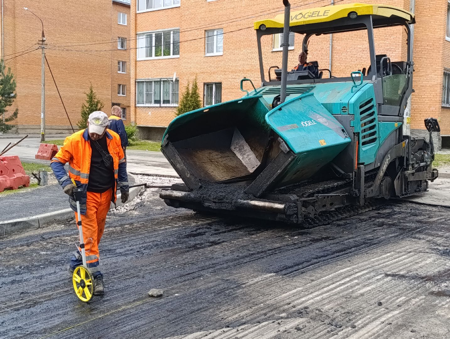 Бронницы, Поселок Горка, Ремонт дороги, Укладка асфальта,