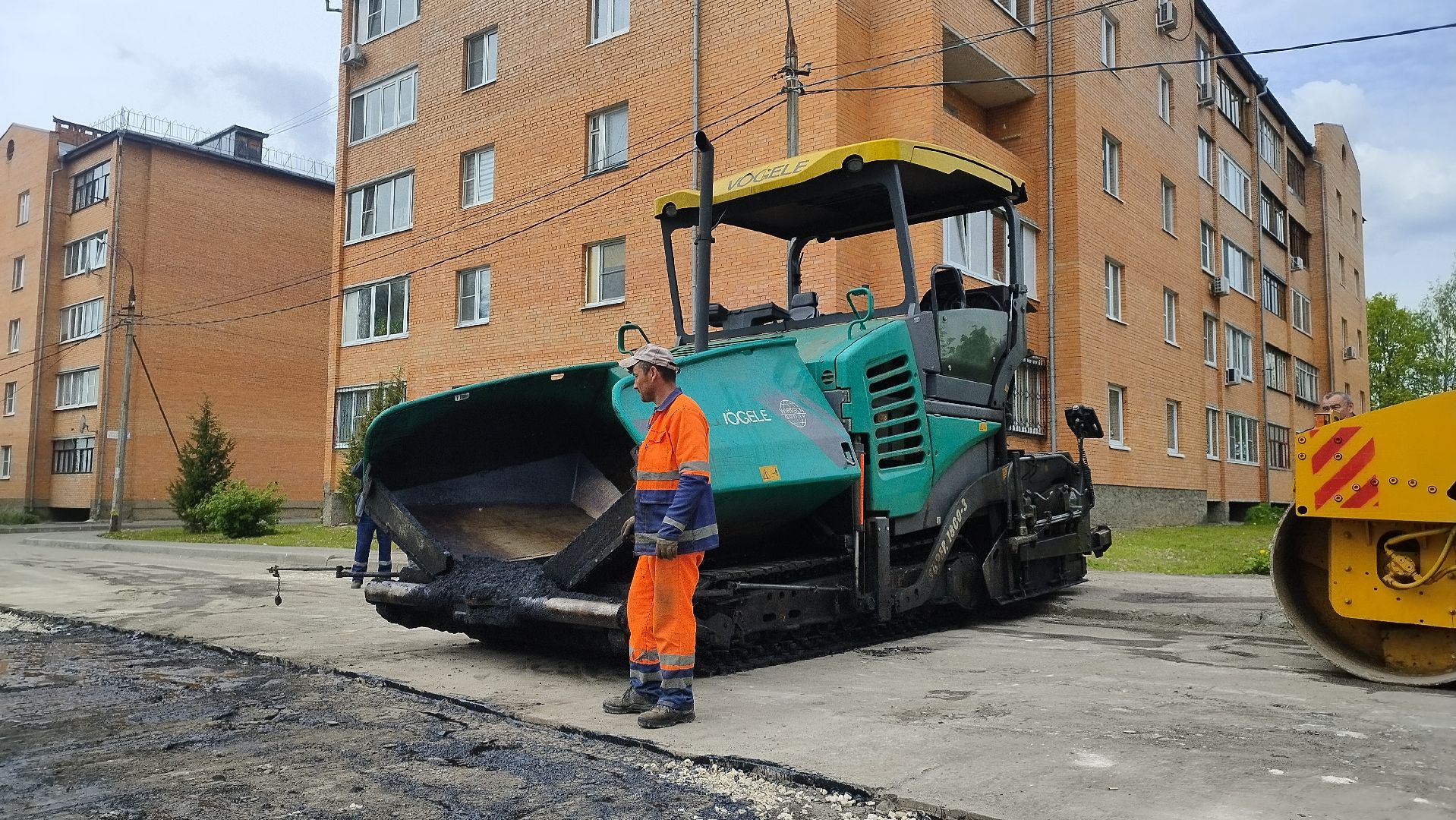 Бронницы, Поселок Горка, Ремонт дороги, Укладка асфальта,