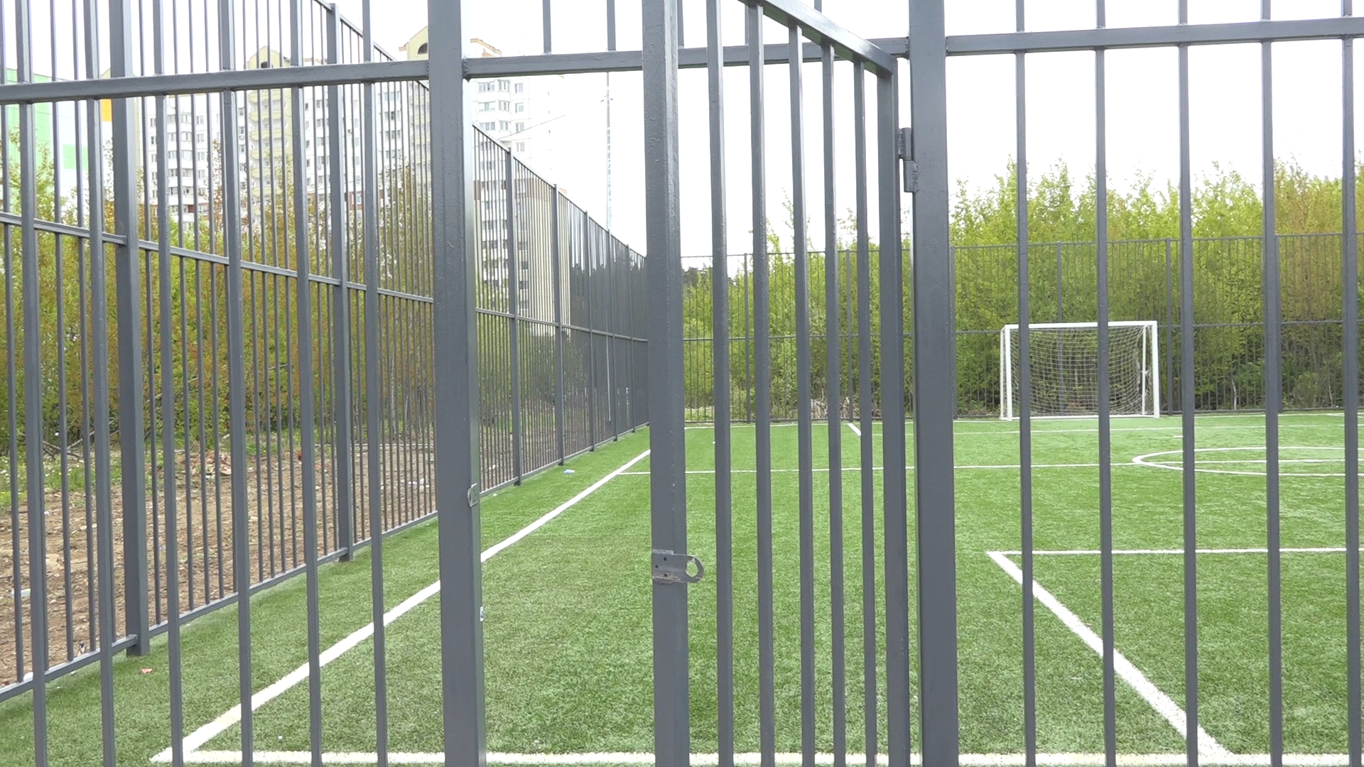 спорт во Власихе, футбольное поле, спортивная площадка Власиха, футбол во Власихе, спортплощадки Власиха,