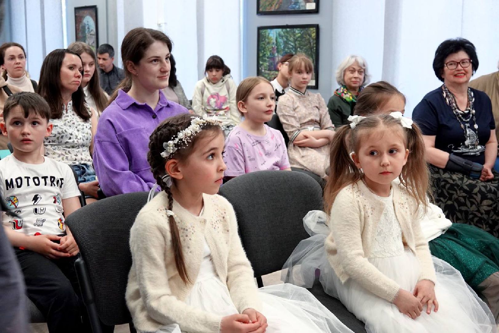 Культура, Детский рисунок, Библиотека, Год семьи, Депутаты, Дети,