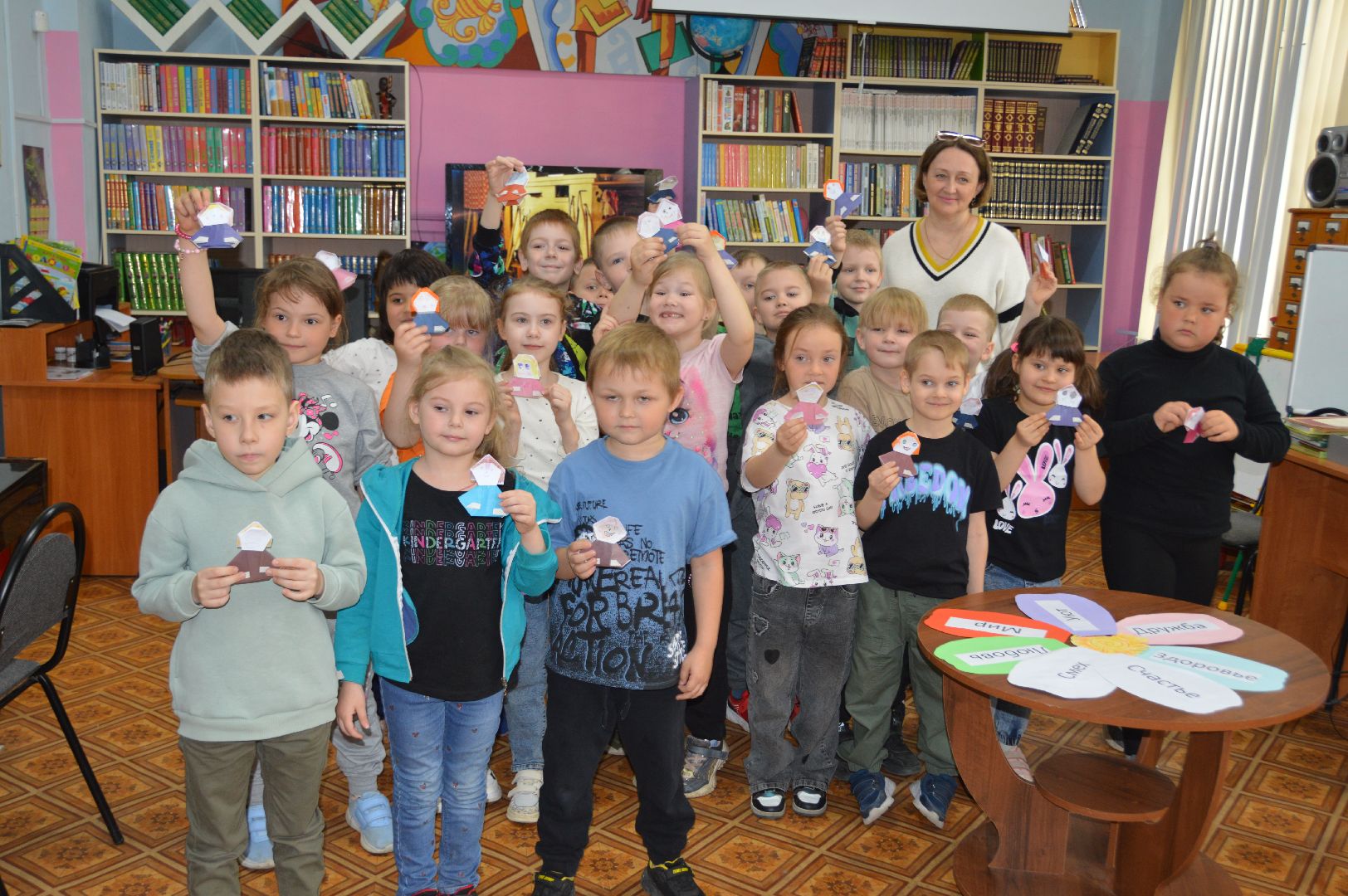 шатура, мастер-класс оригами, детская библиотека, международный день семьи, вертикальное видео,