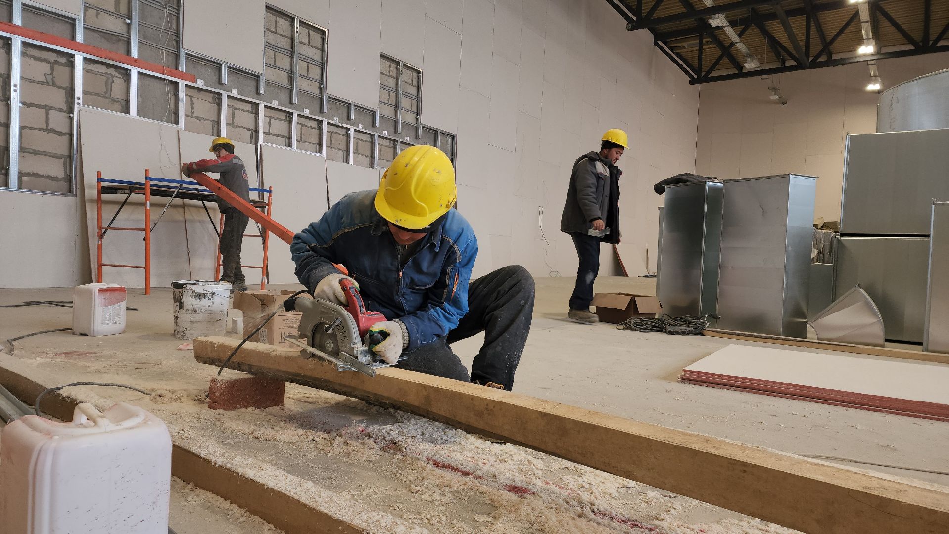 Лобня, Стройка, Школа,