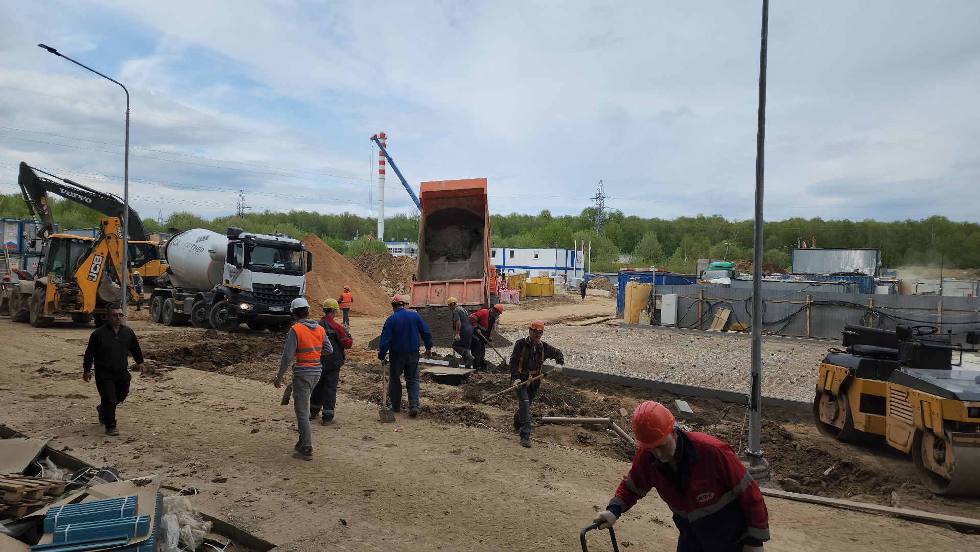 Лобня, Стройка, Школа,