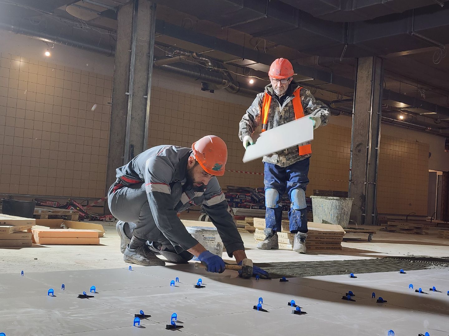 Лобня, Стройка, Школа,