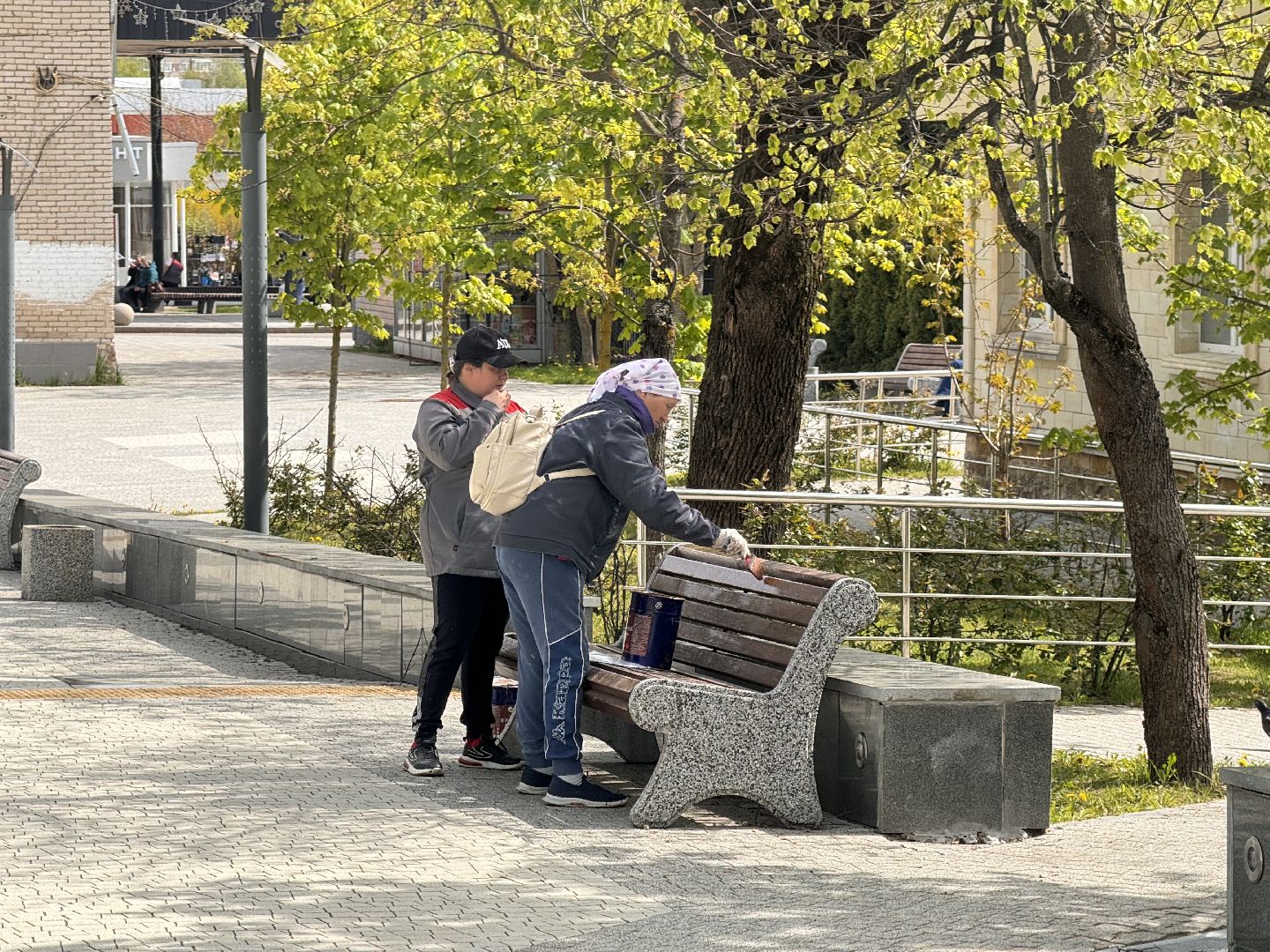 окрашено, благоуйстройство, шаховская, покраска, лавочки,