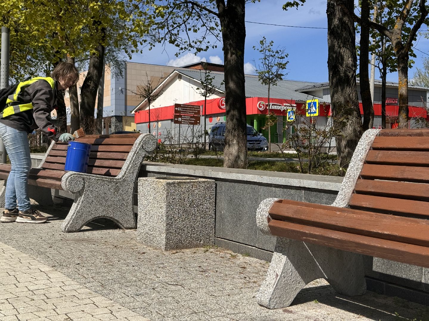 окрашено, благоуйстройство, шаховская, покраска, лавочки,