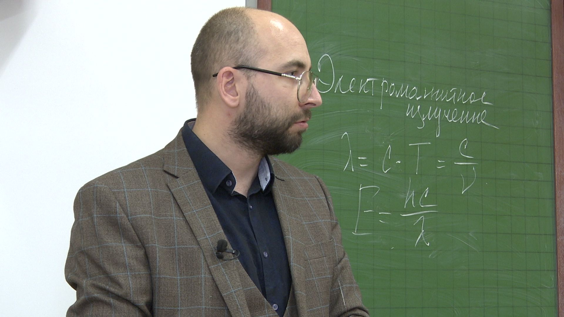 Реутов, образование, школы 10, учитель года, физика, Юрий Уробушкин,