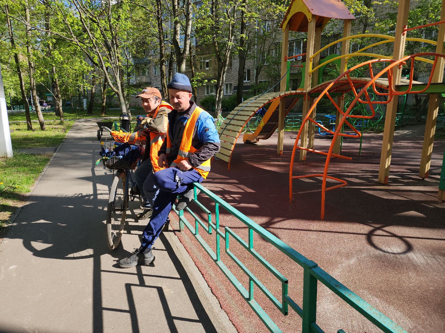 пушкино, благоустройство дворов, сезон благоустройства, комунальная техника, коммунальная служба,