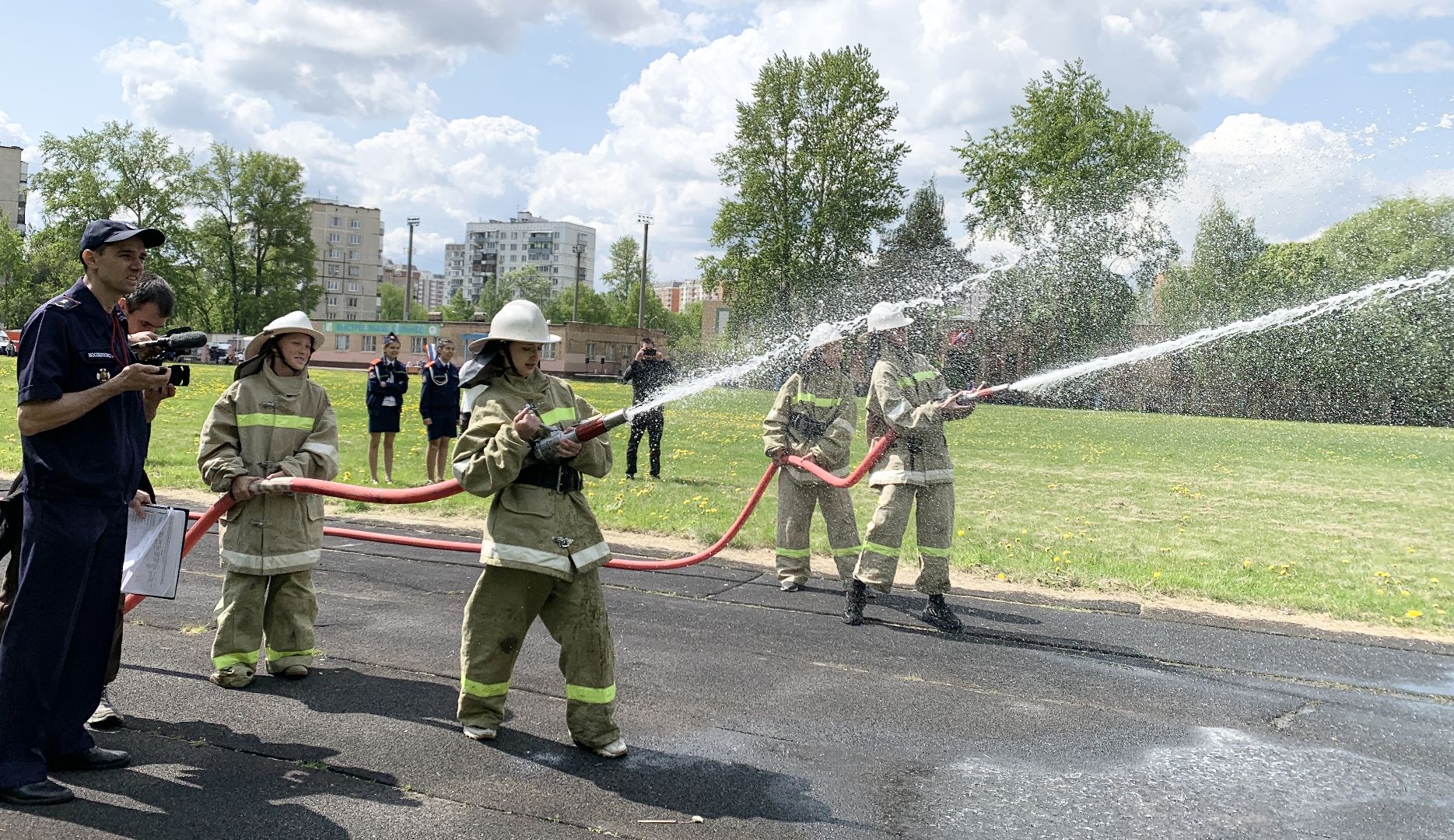 Балашиха, Подмосковье, Кадеты, спартакиада школьников, пожарно-спасательная часть, МЧС, мособлпожспас, пожарно-спасательный спорт,